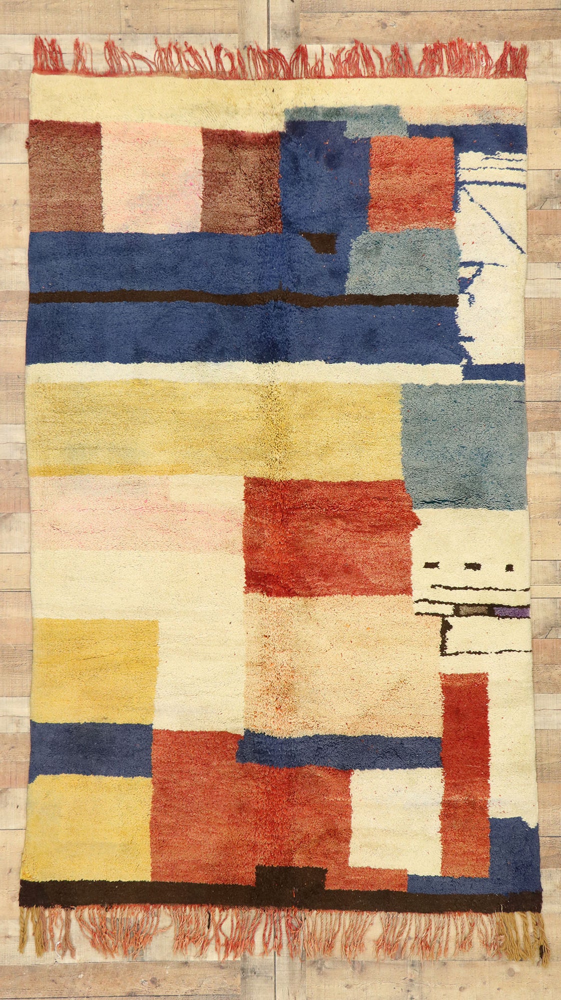 5 x 8 Vintage Moroccan Rug 20592