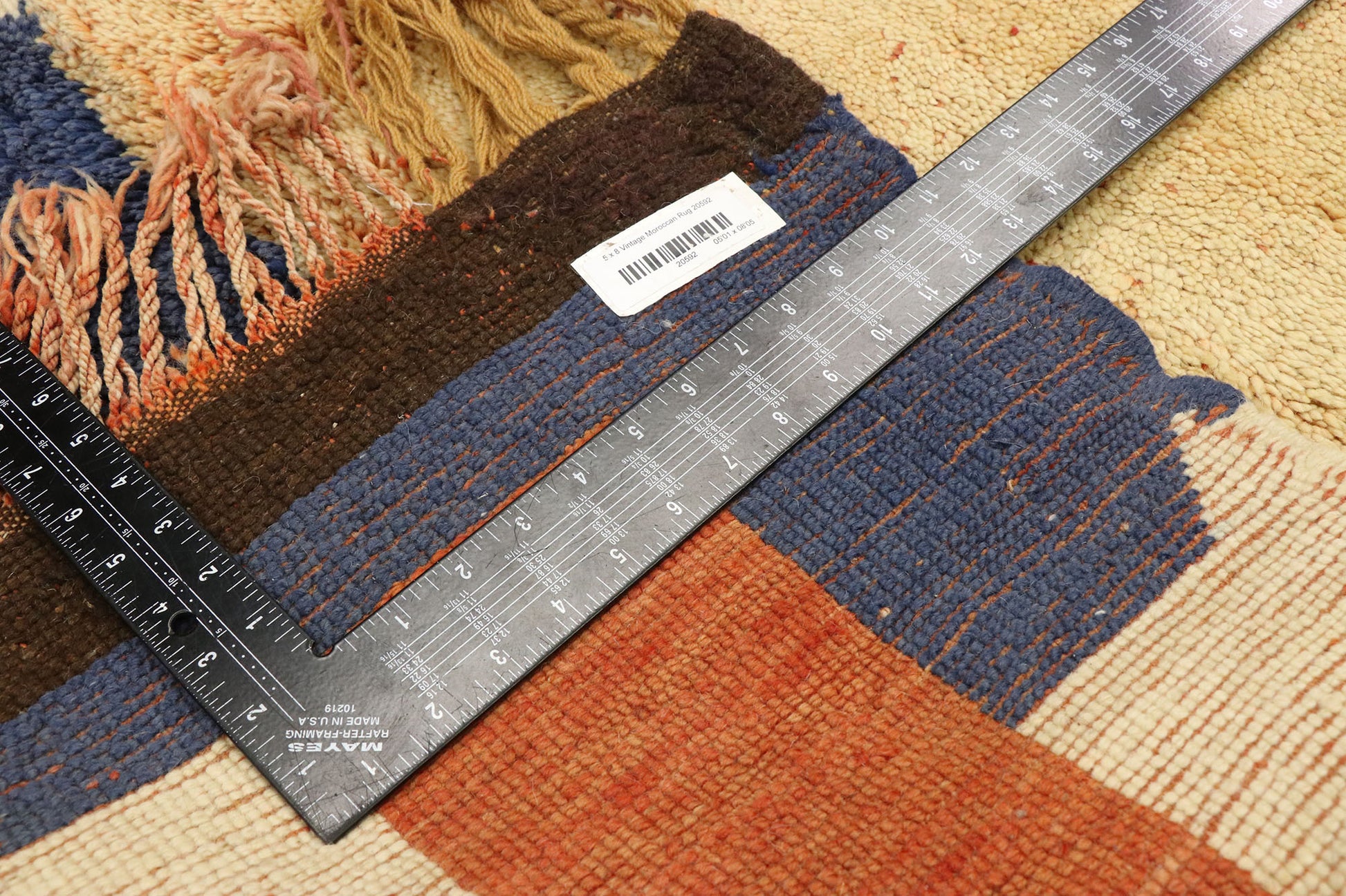 5 x 8 Vintage Moroccan Rug 20592