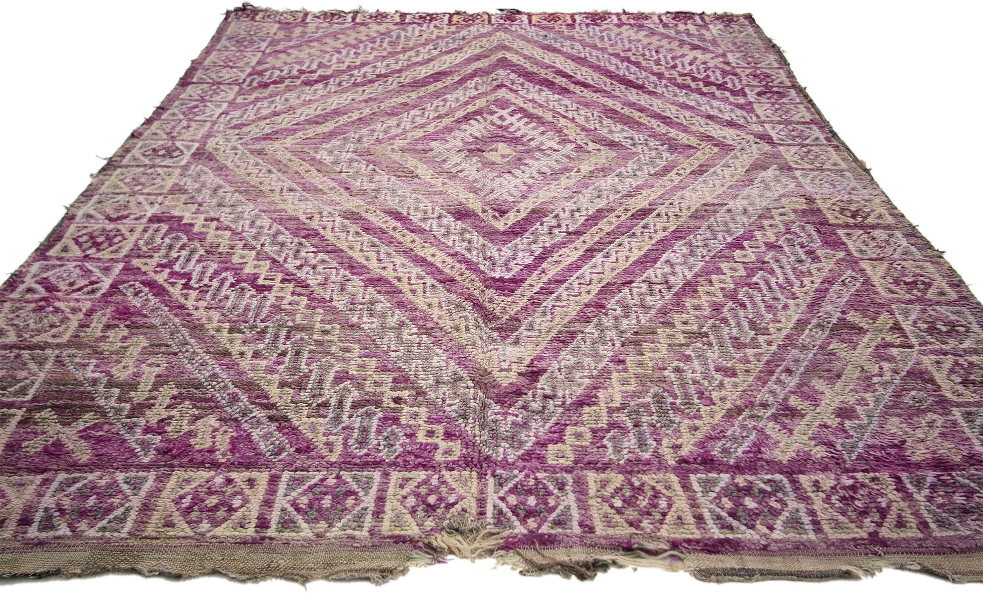 6 x 8 Vintage Moroccan Rug 20715