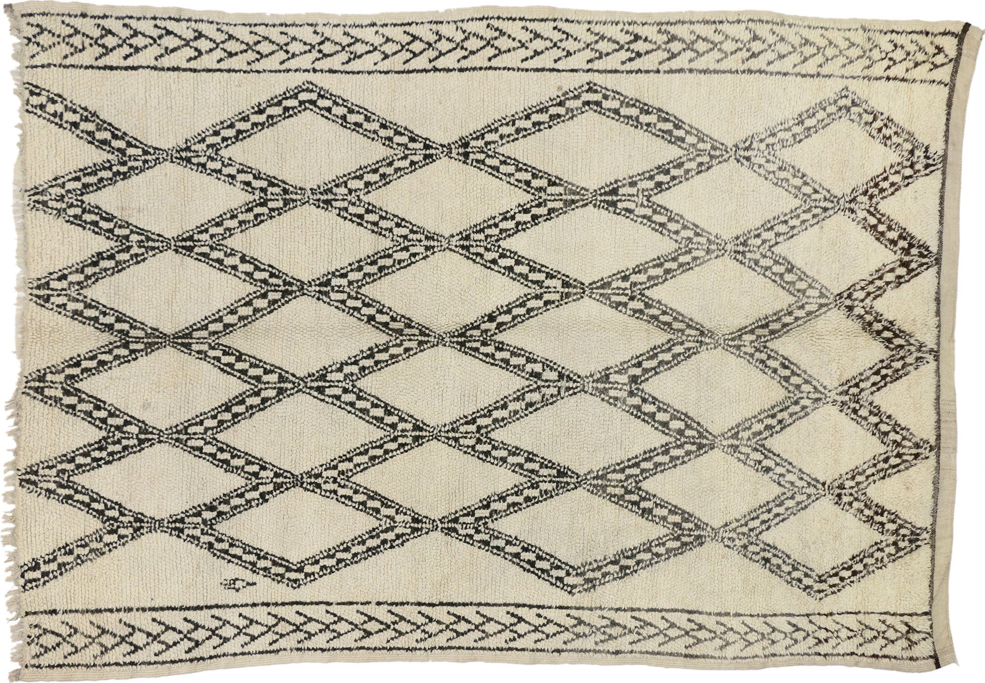 6 x 9 Vintage Moroccan Rug 20738