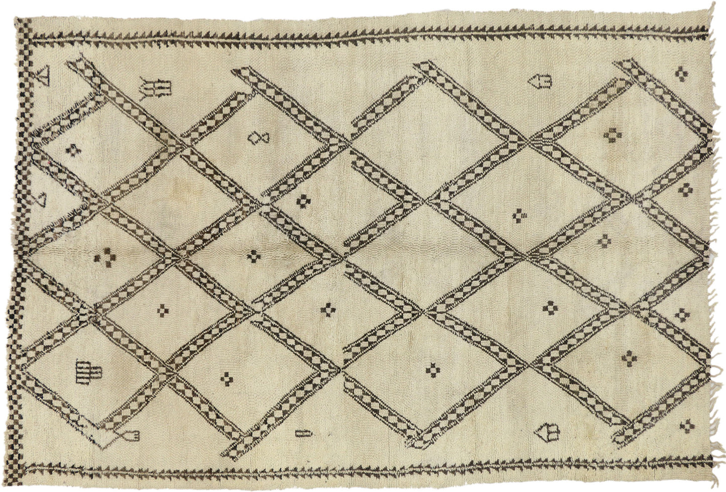 6 x 9 Vintage Moroccan Rug 20746