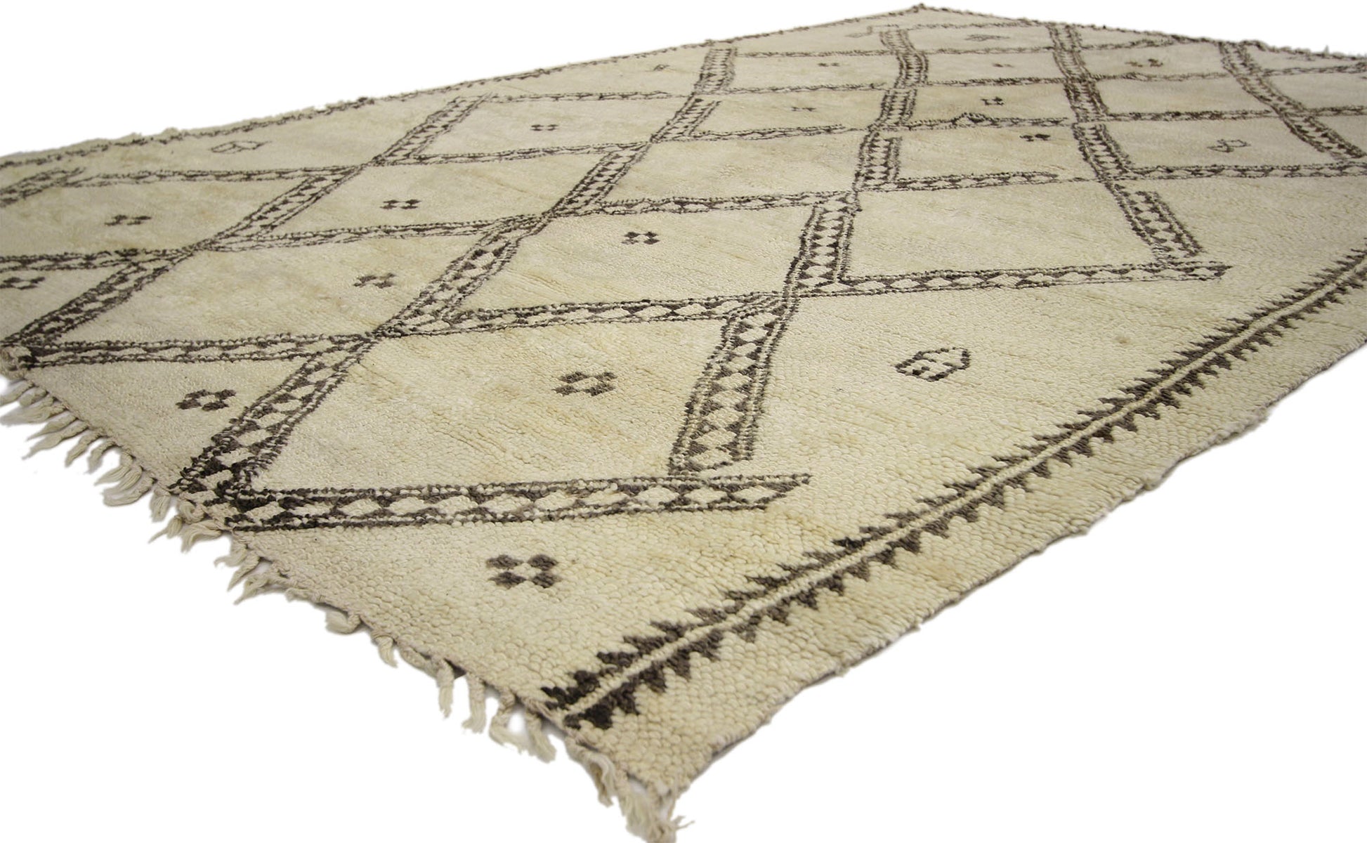 6 x 9 Vintage Moroccan Rug 20746