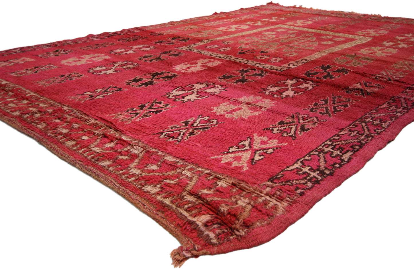 7 x 10 Vintage Moroccan Rug 20748