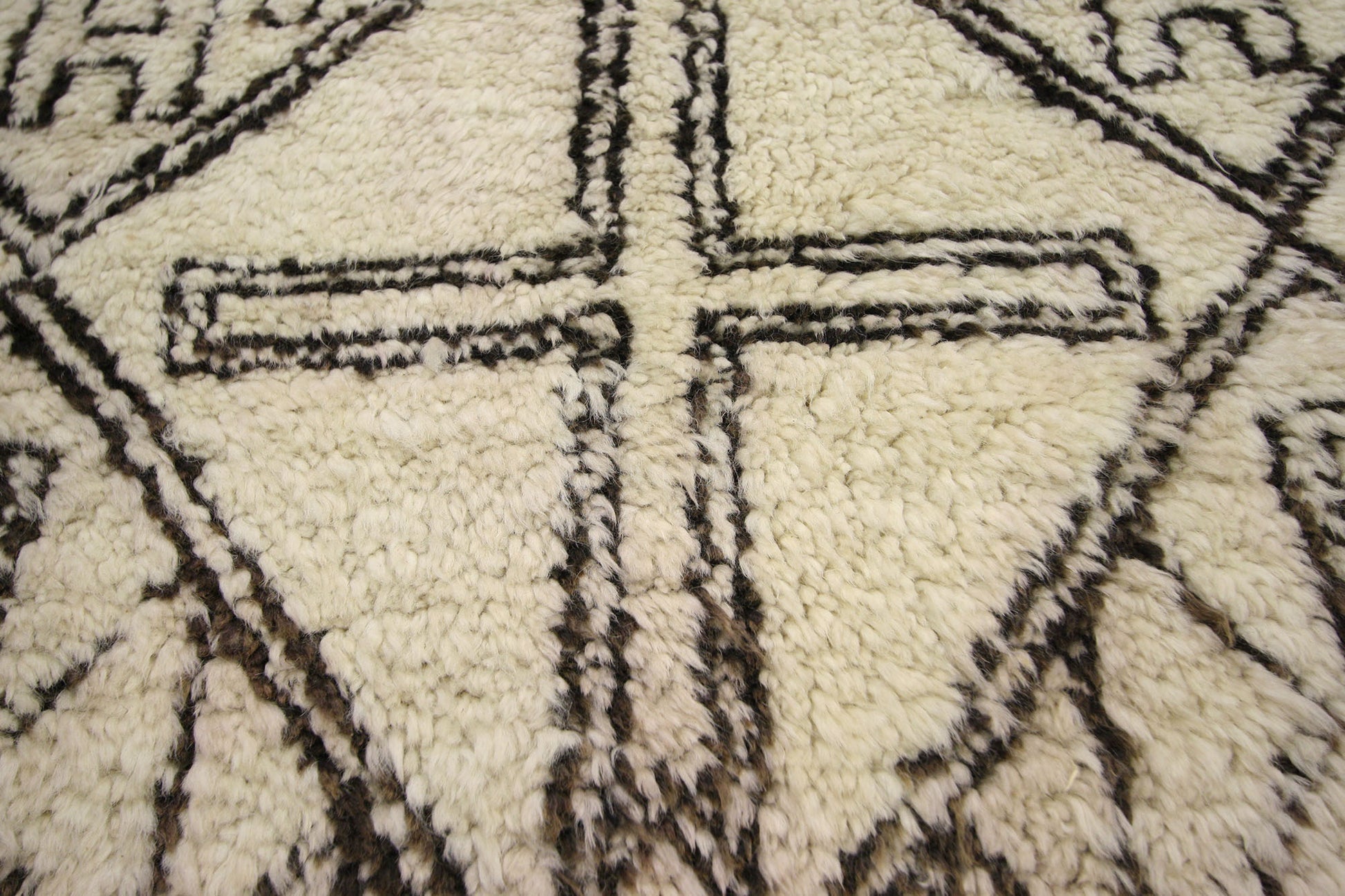 7 x 13 Vintage Beni MGuild Moroccan Rug 20759