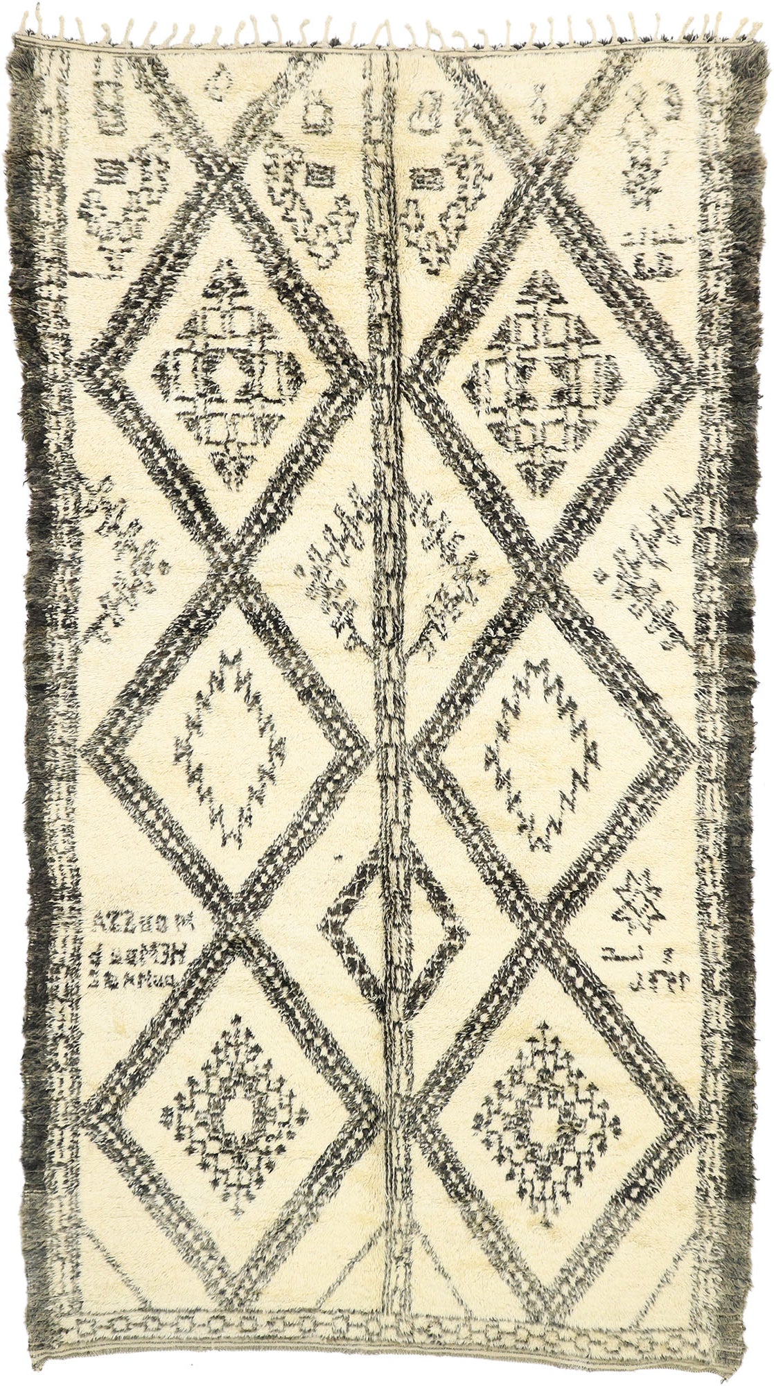6 x 11 Vintage Moroccan Rug 20770