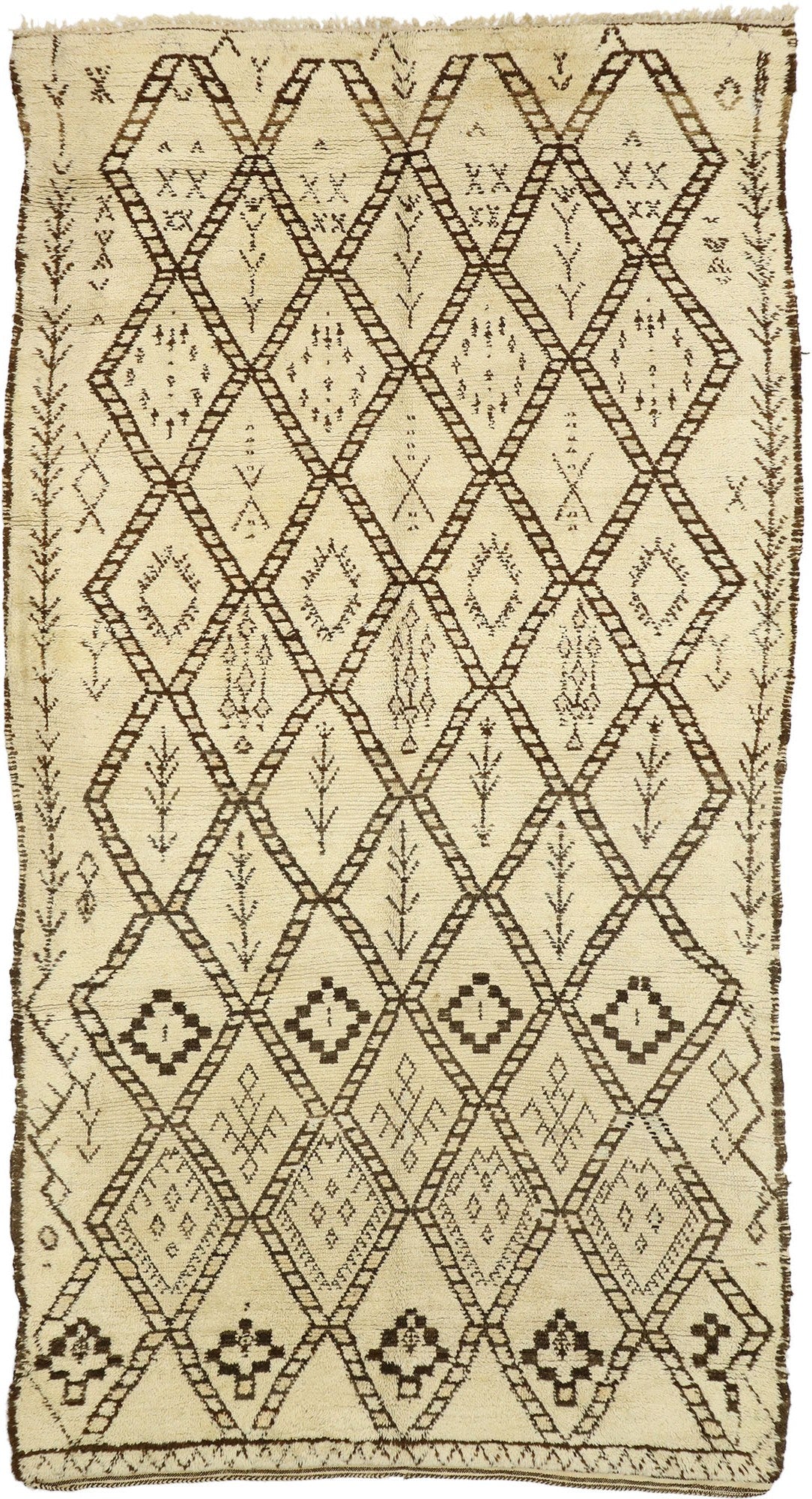 6 x 11 Vintage Moroccan Rug 20772