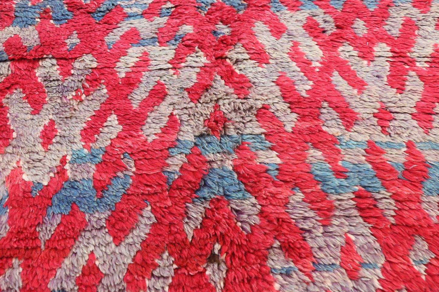 7 x 11 Vintage Moroccan Rug 20780