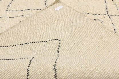 7 x 10 Moroccan Rug 20786