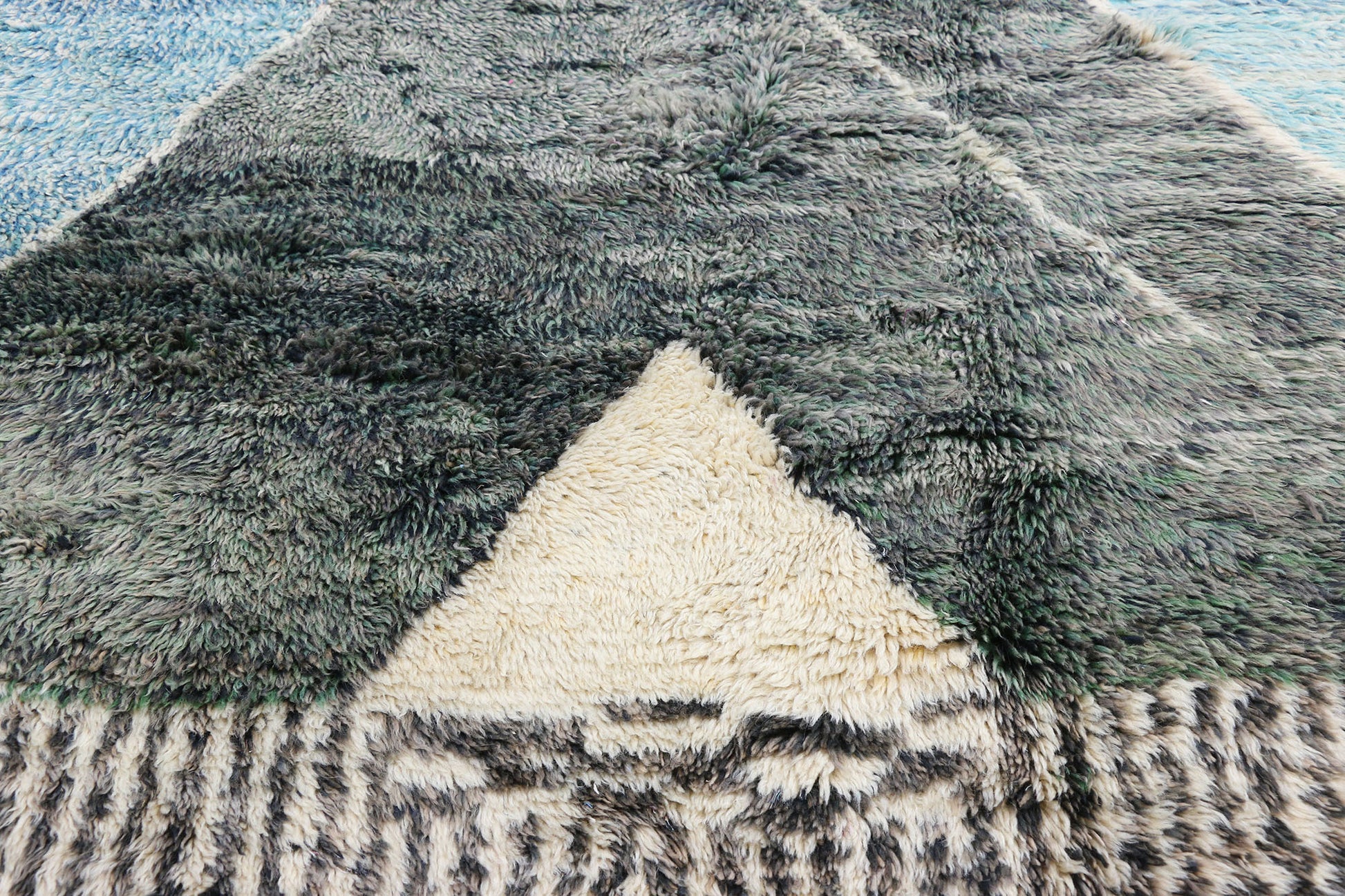 7 x 10 Moroccan Rug 20797