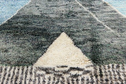 7 x 10 Moroccan Rug 20797