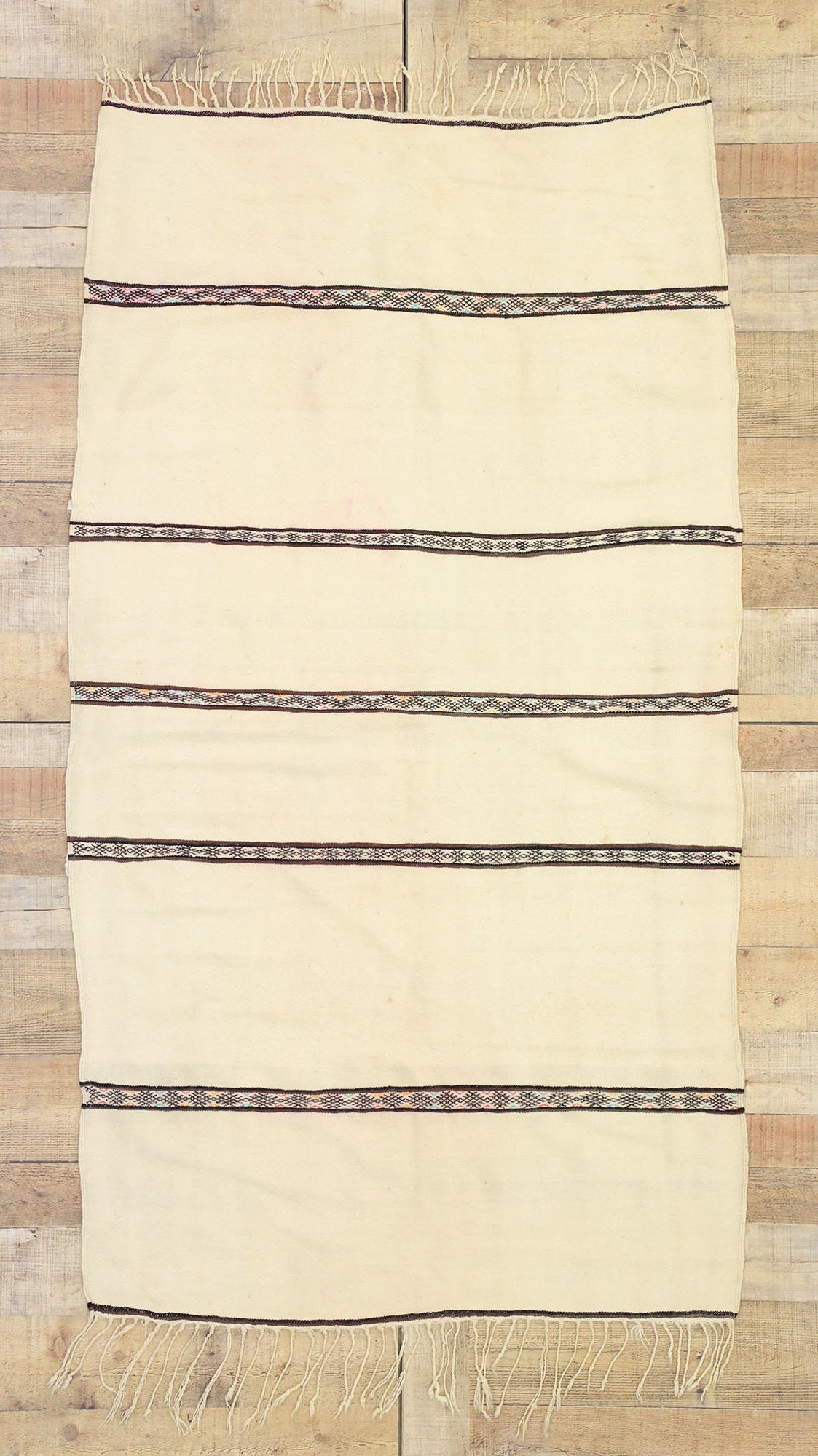3 x 6 Vintage Moroccan Kilim Rug 20817