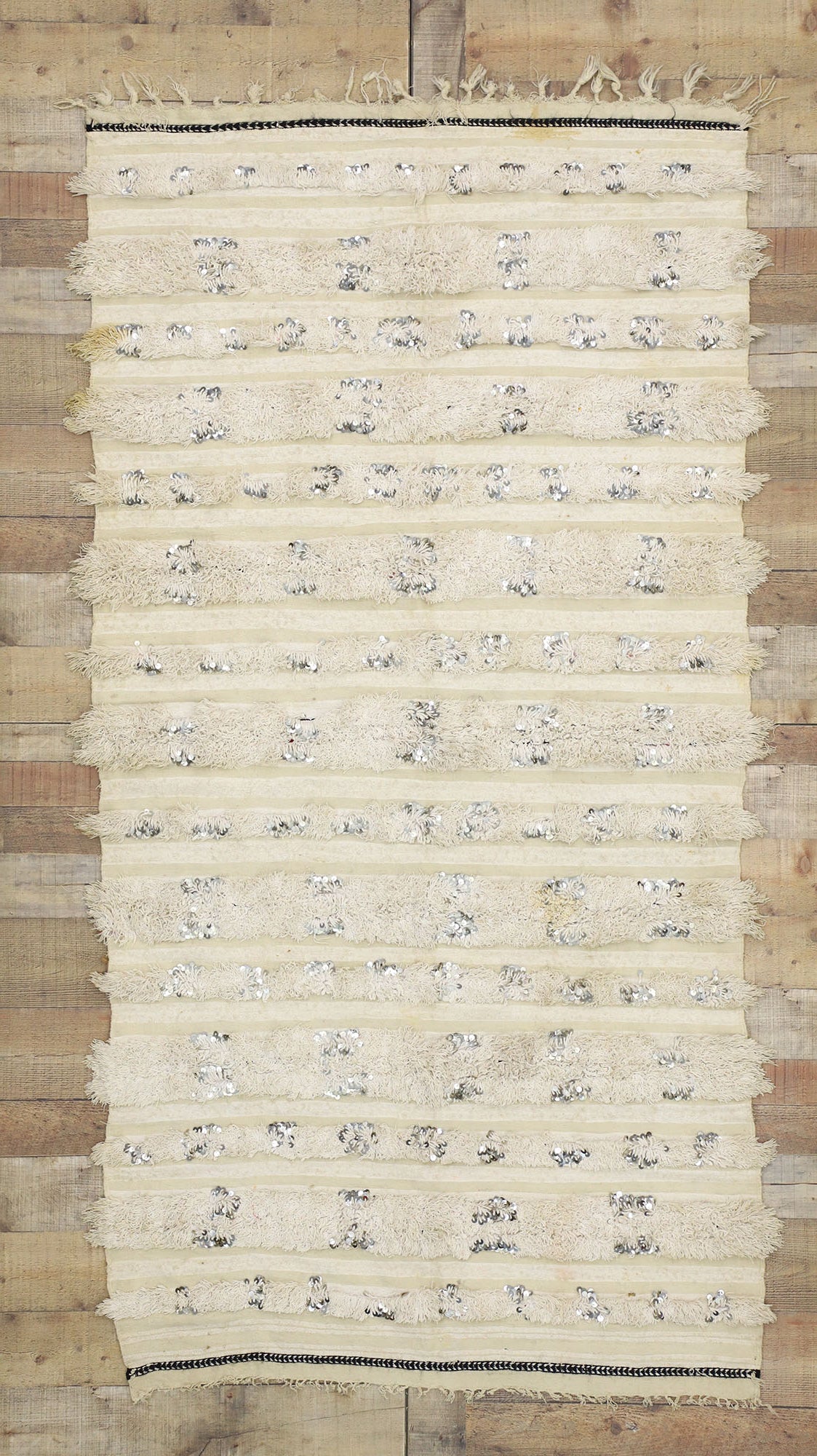4 x 7 Vintage Handira Kilim Rug 20821