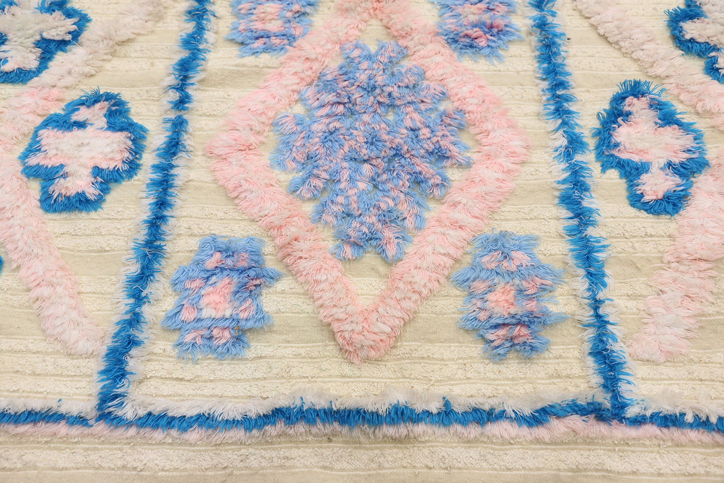 5 x 10 Vintage Moroccan Rug 20832