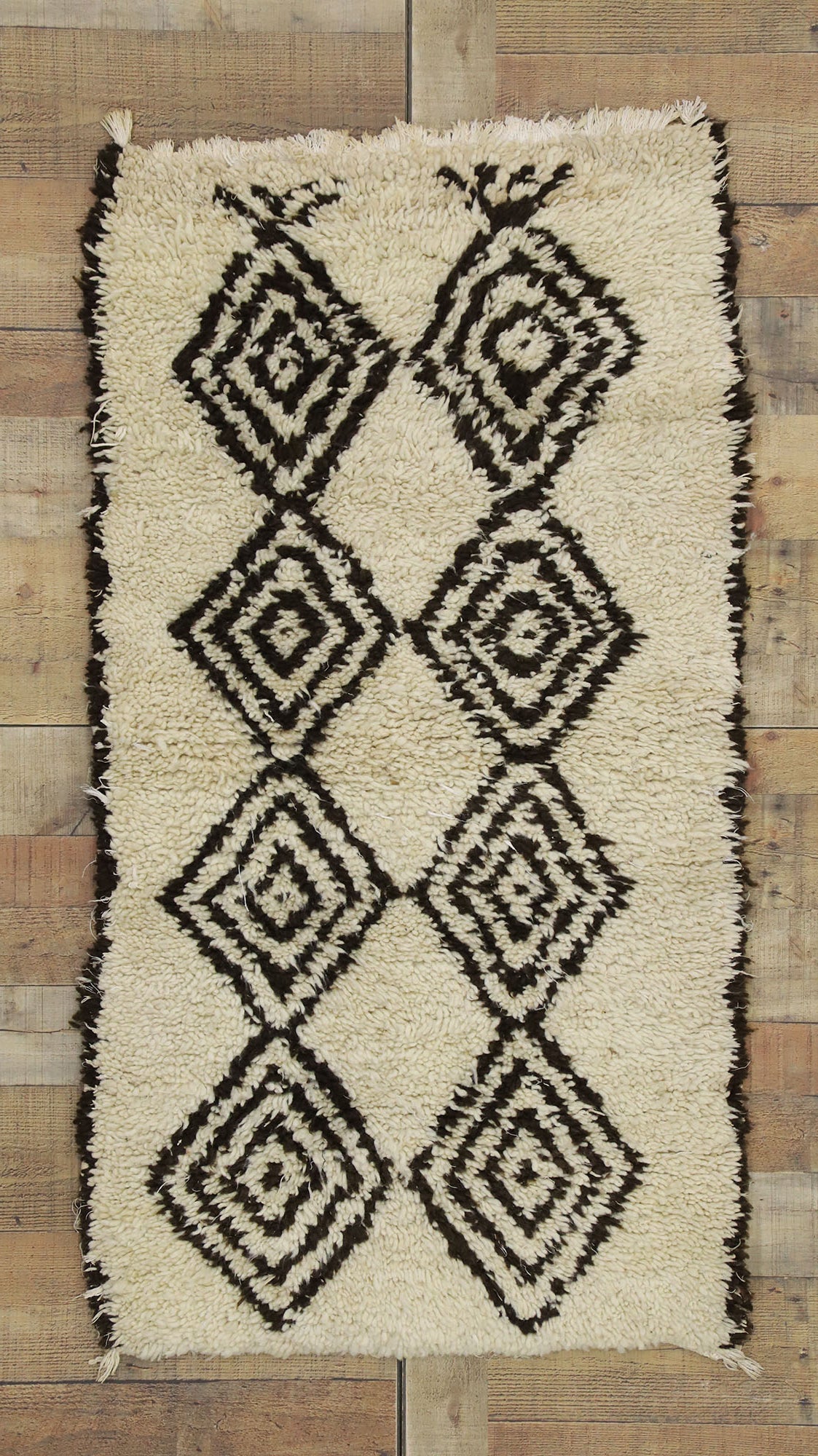 2 x 4 Vintage Moroccan Rug 20873
