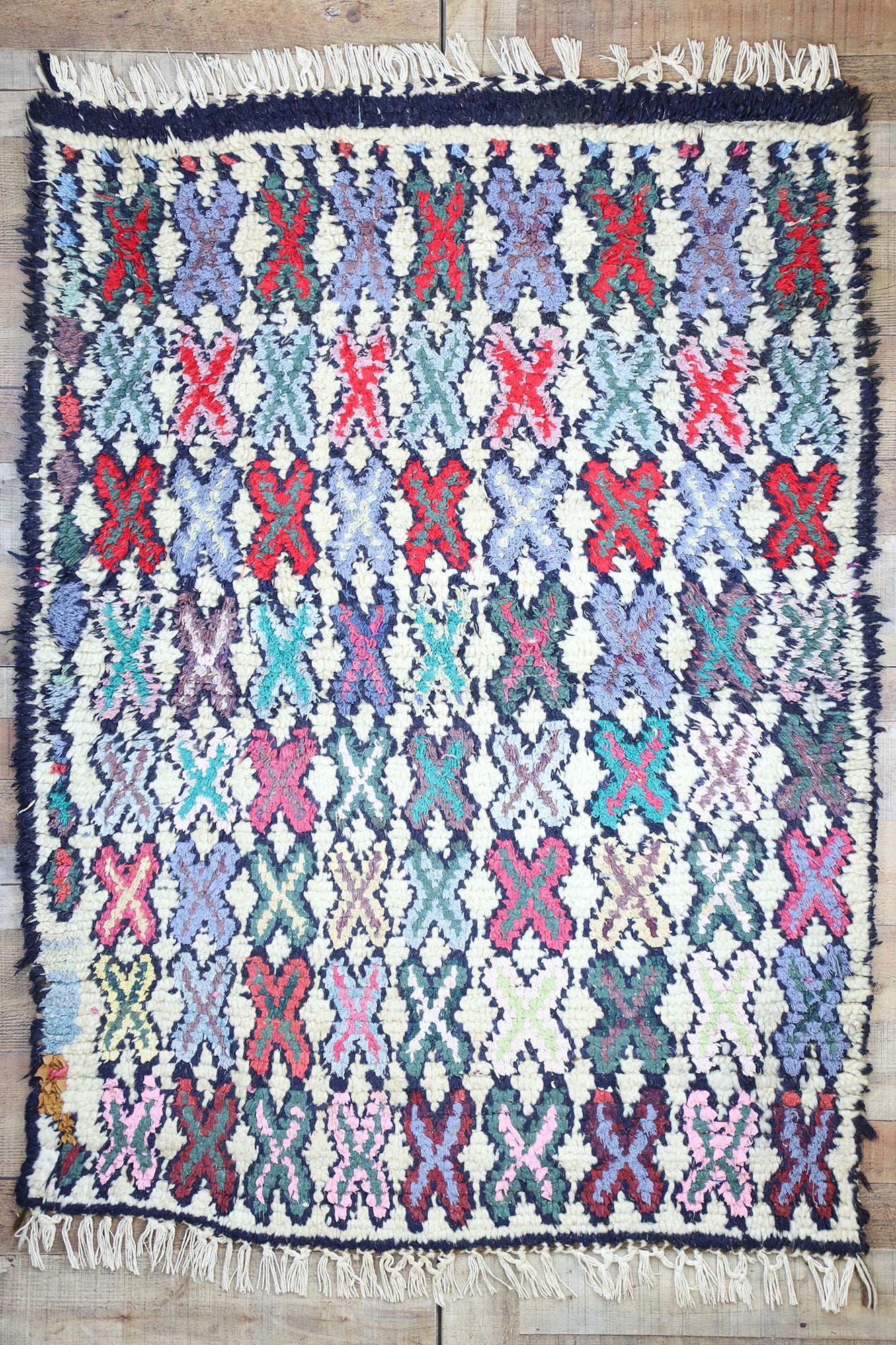4 x 5 Vintage Moroccan Rug 20875