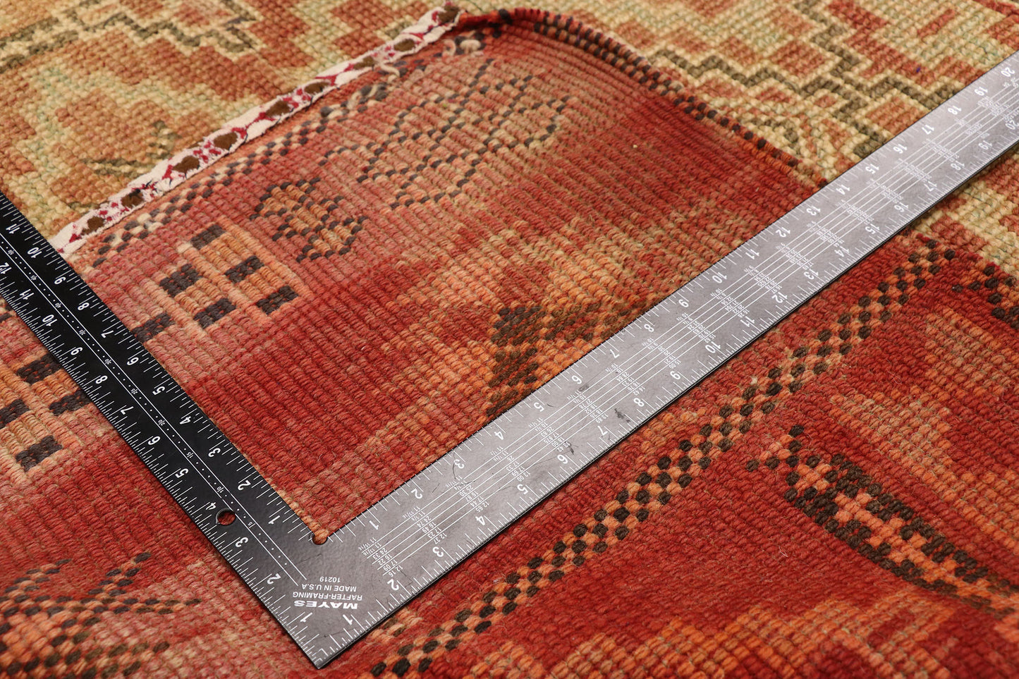 6 x 9 Vintage Moroccan Rug 20906