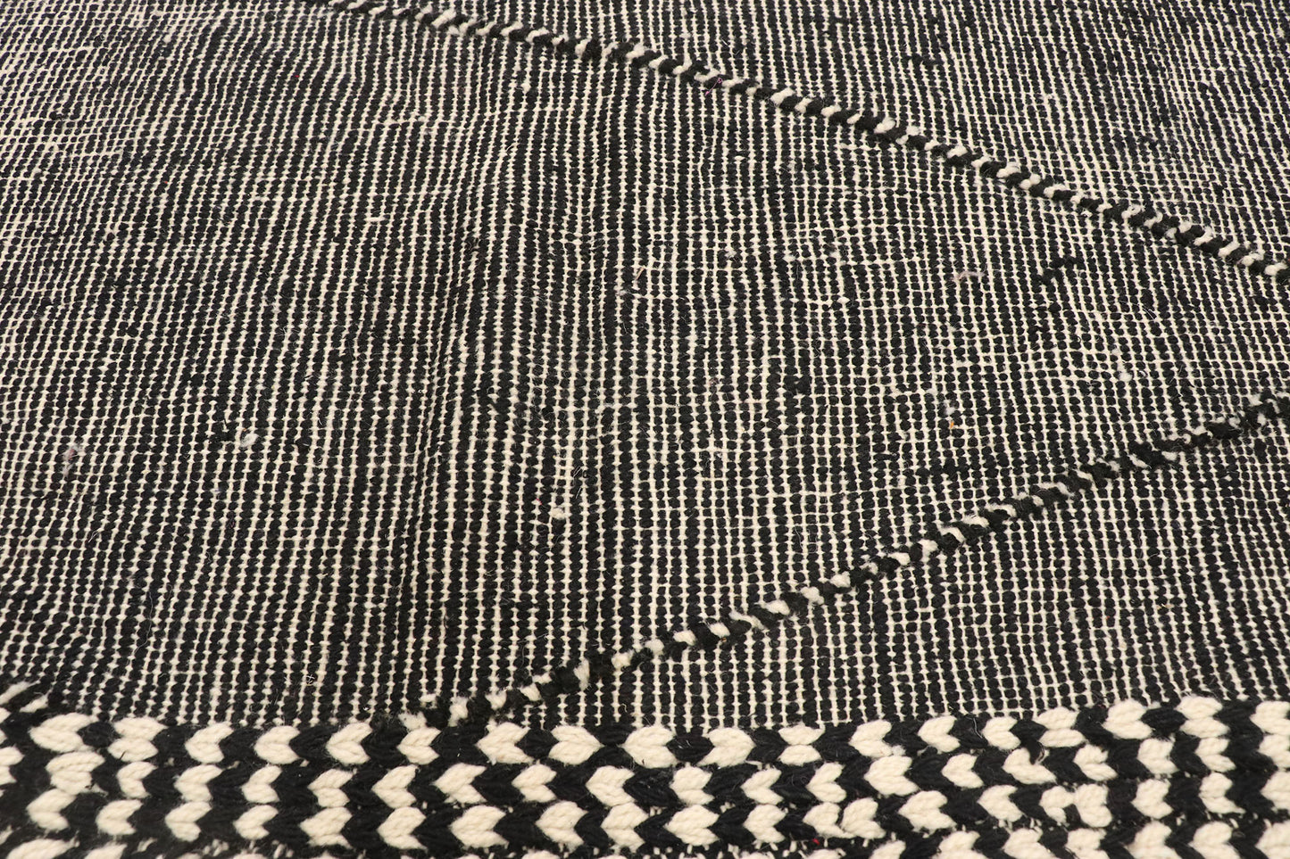 10 x 14 Contemporary Zanafi Kilim Rug 20909