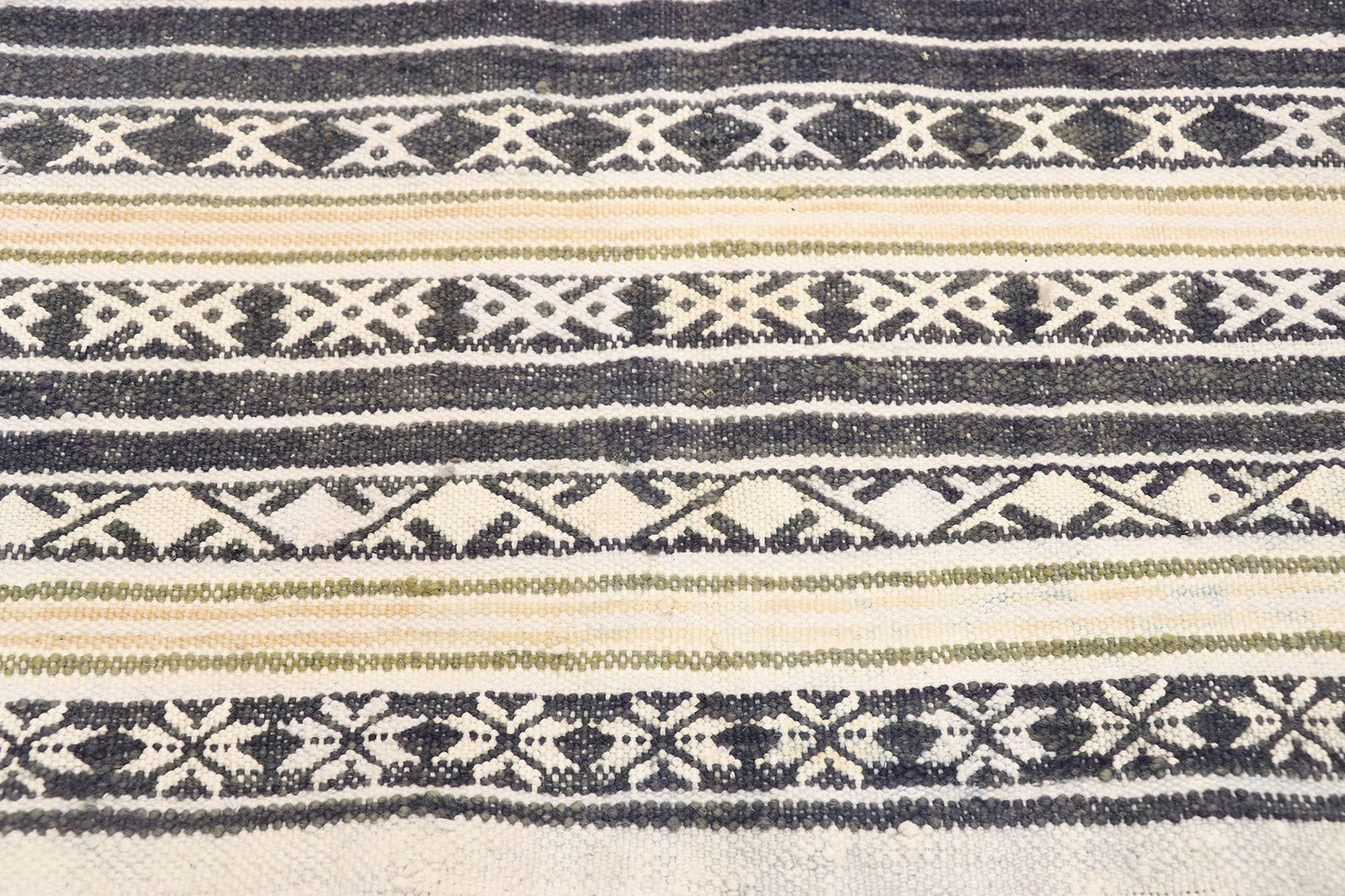 7 x 11 Vintage Moroccan Kilim Rug 20922