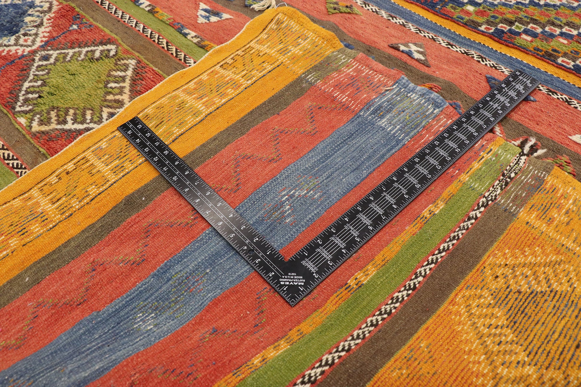 10 x 15 Vintage Moroccan Kilim Rug 20925