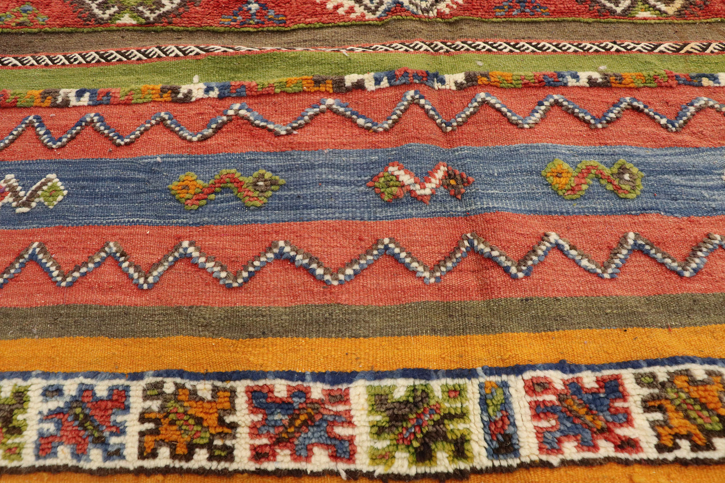 10 x 15 Vintage Moroccan Kilim Rug 20925