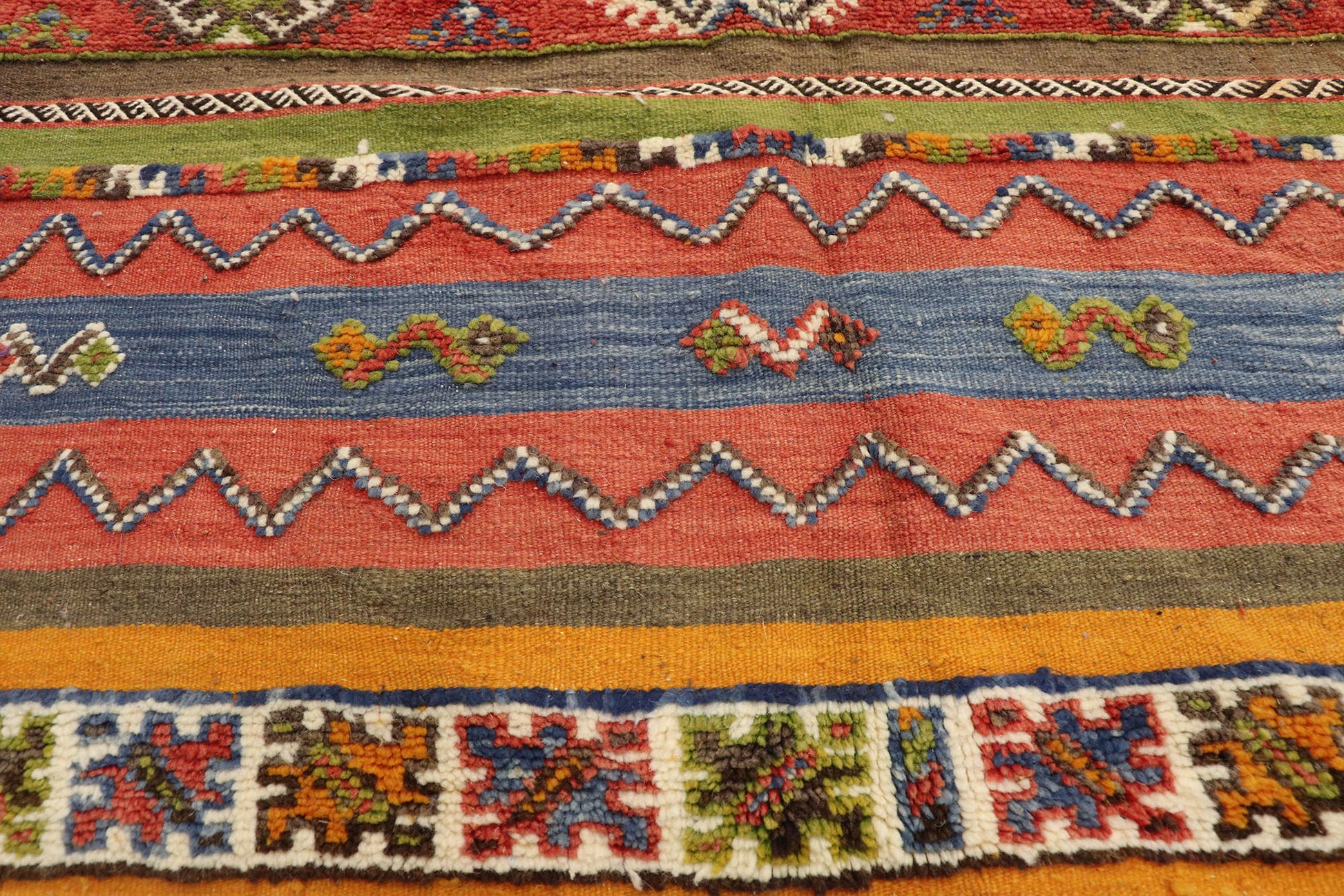 10 x 15 Vintage Moroccan Kilim Rug 20925