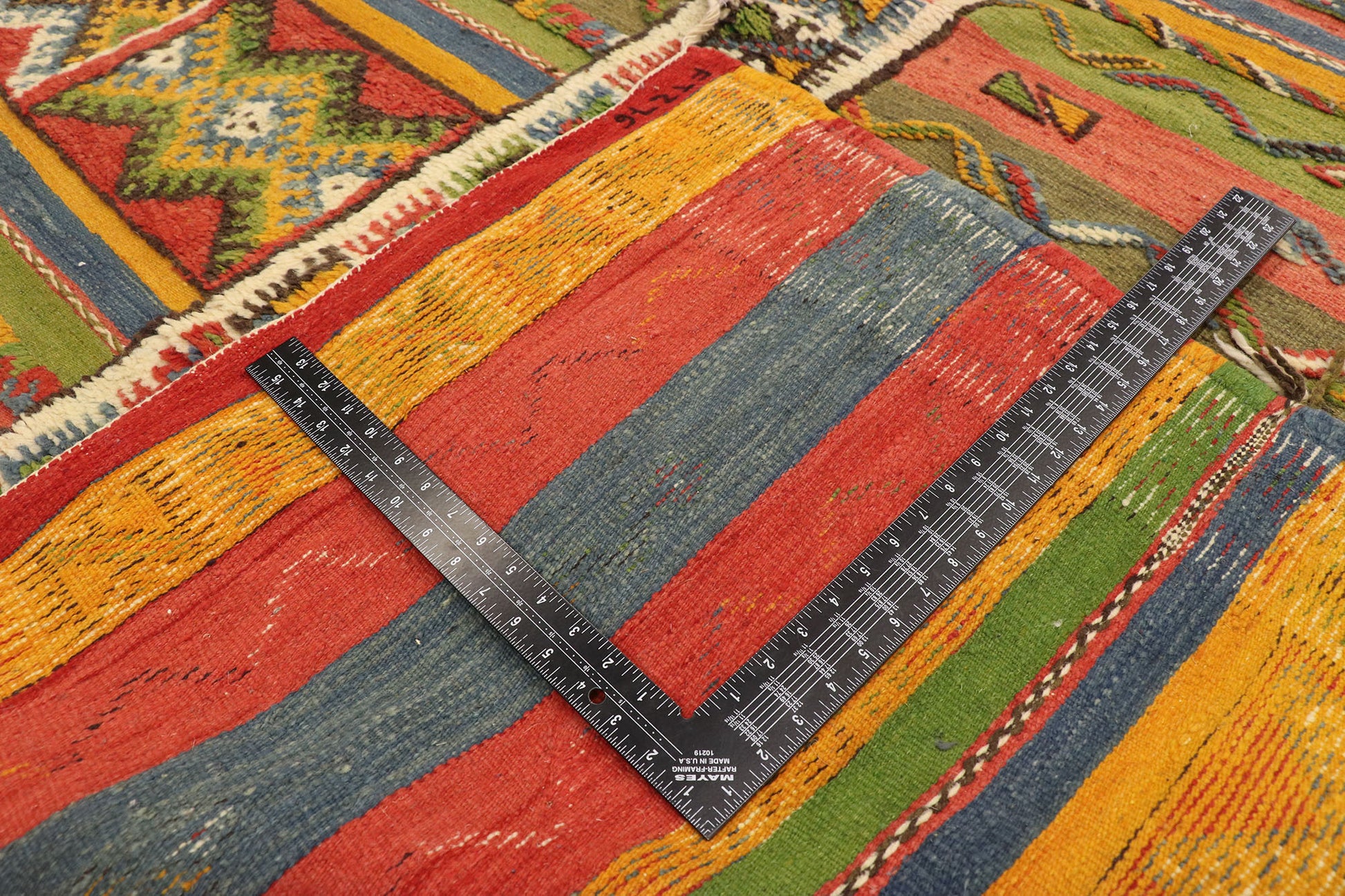 10 x 16 Vintage Moroccan Kilim Rug 20926