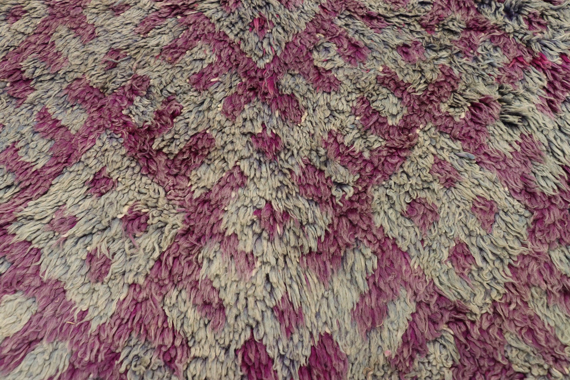 7 x 11 Vintage Moroccan Rug 20938