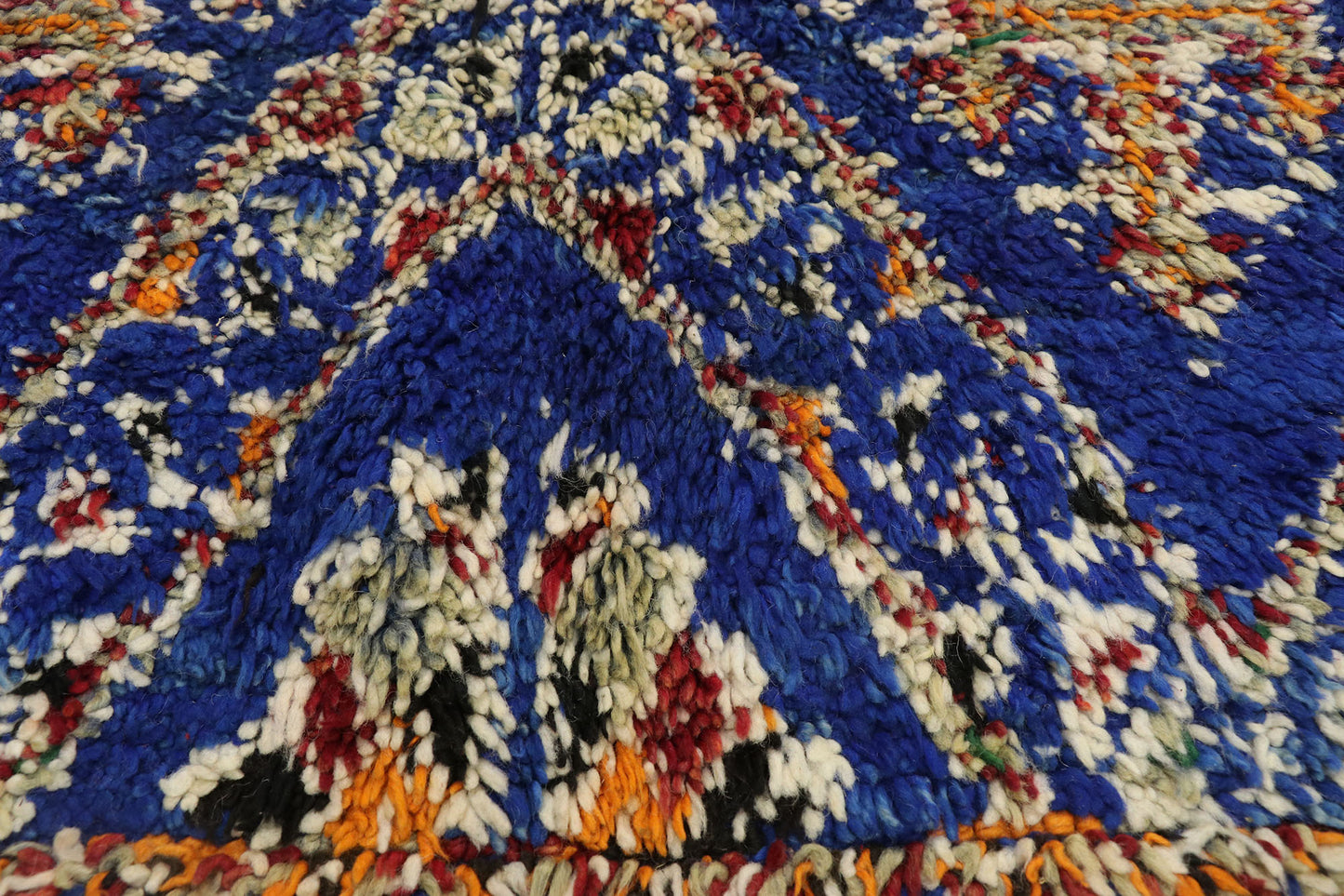 7 x 12 Vintage Moroccan Rug 21007
