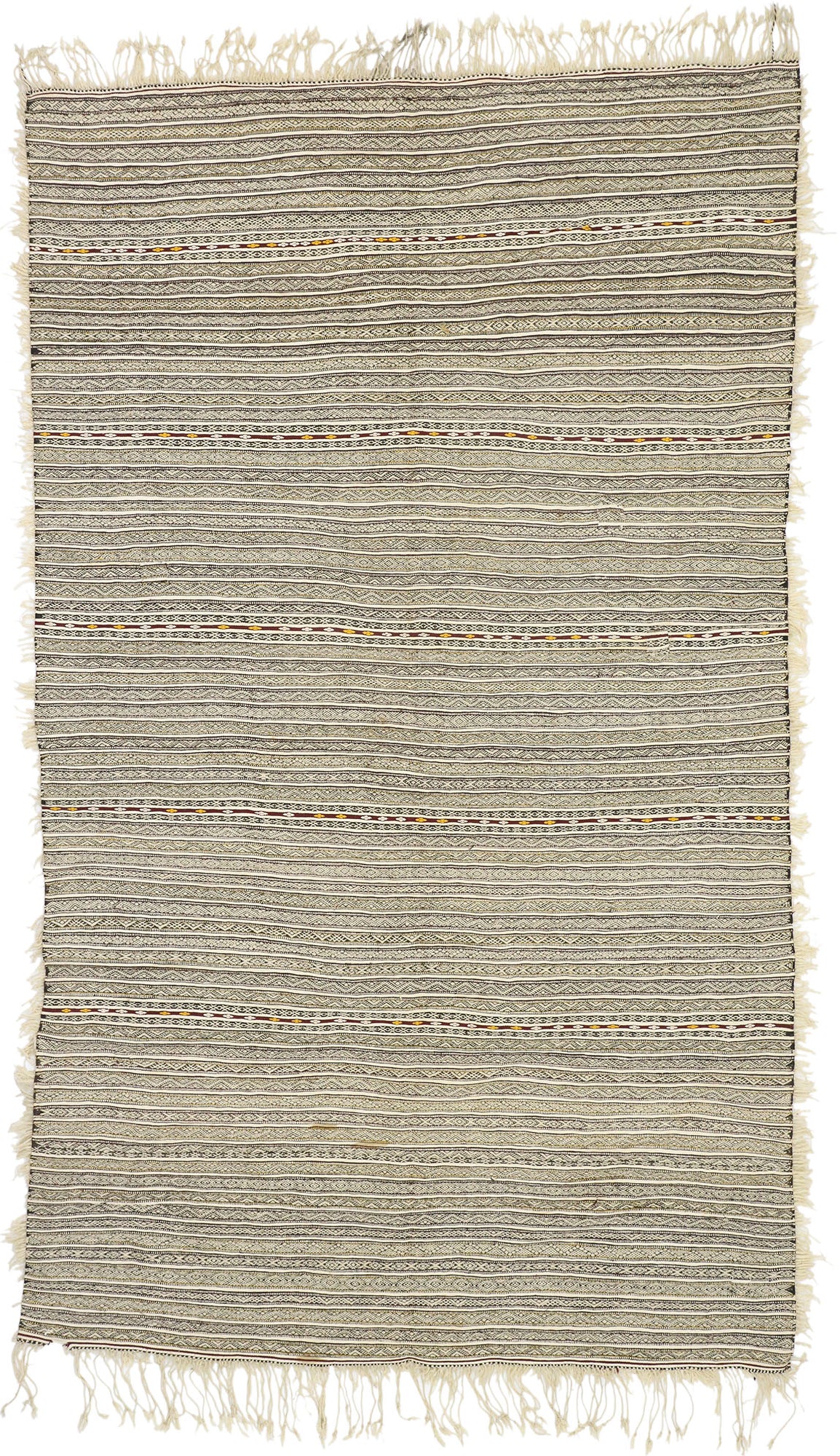 6 x 10 Vintage Moroccan Rug 21008