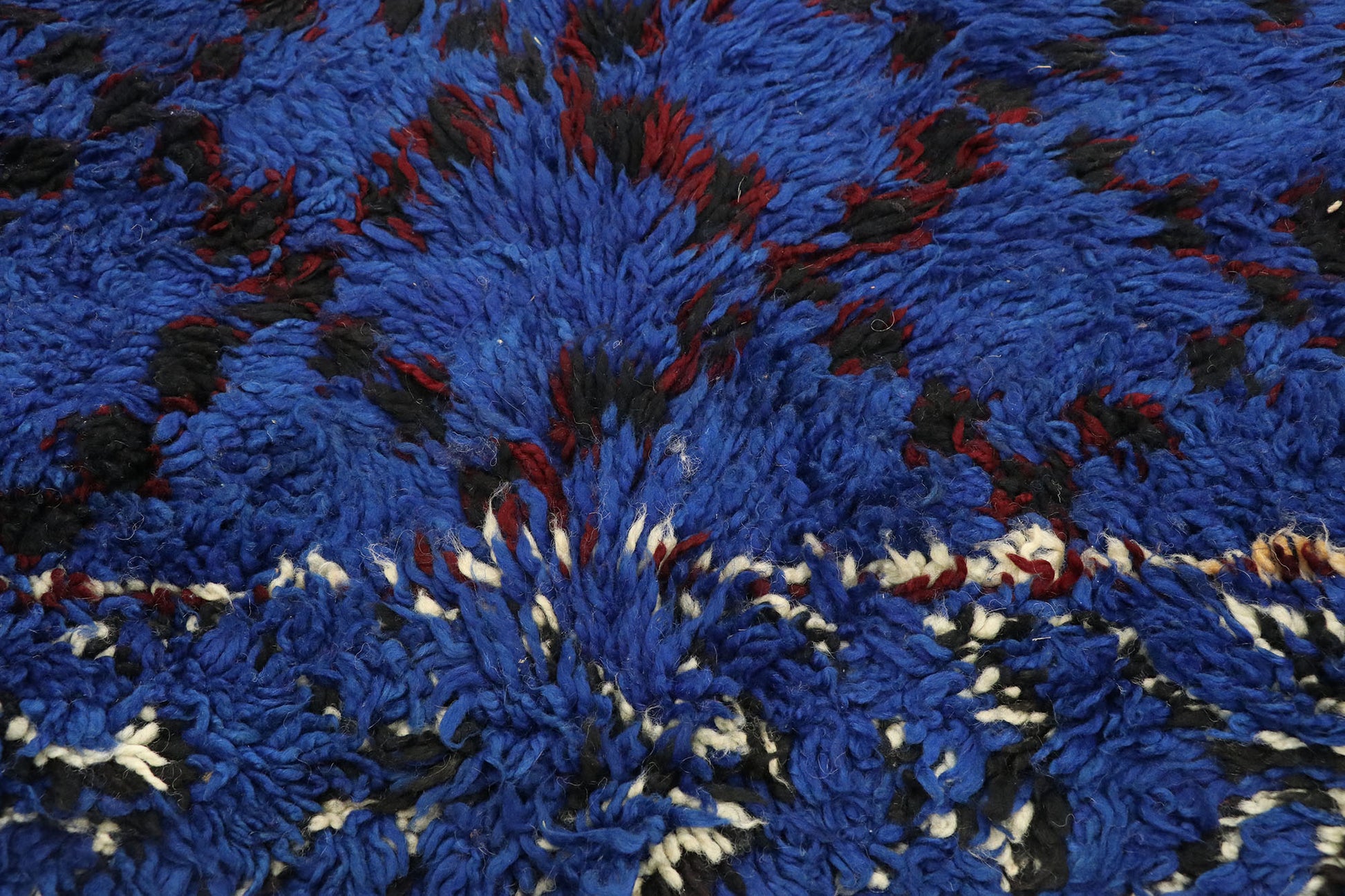 6 x 13 Vintage Moroccan Rug 21020