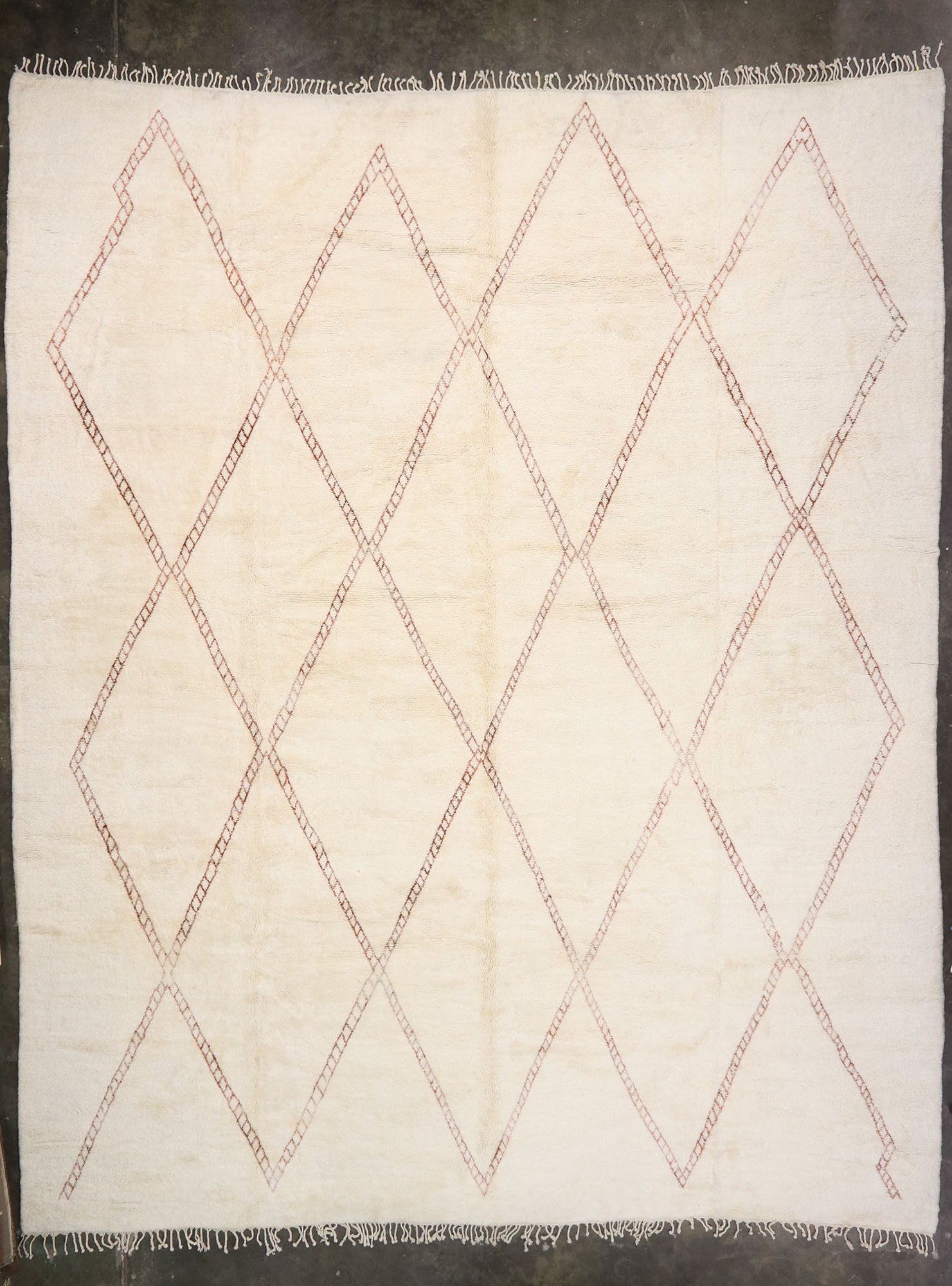 17 x 21 Contemporary Oversized Moroccan Rug 21090