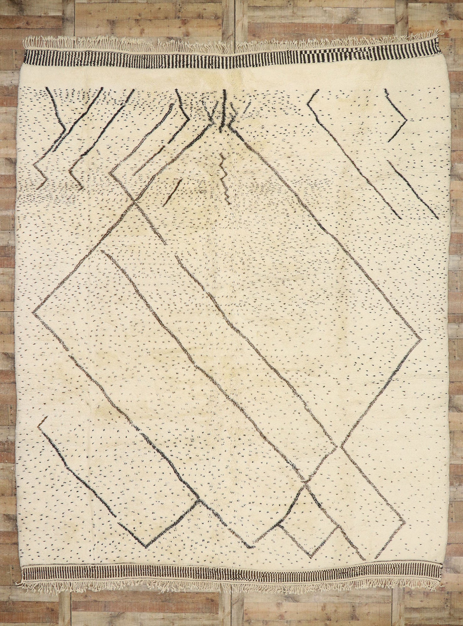 11 x 12 Modern Beni Mrirt Moroccan Rug 21152