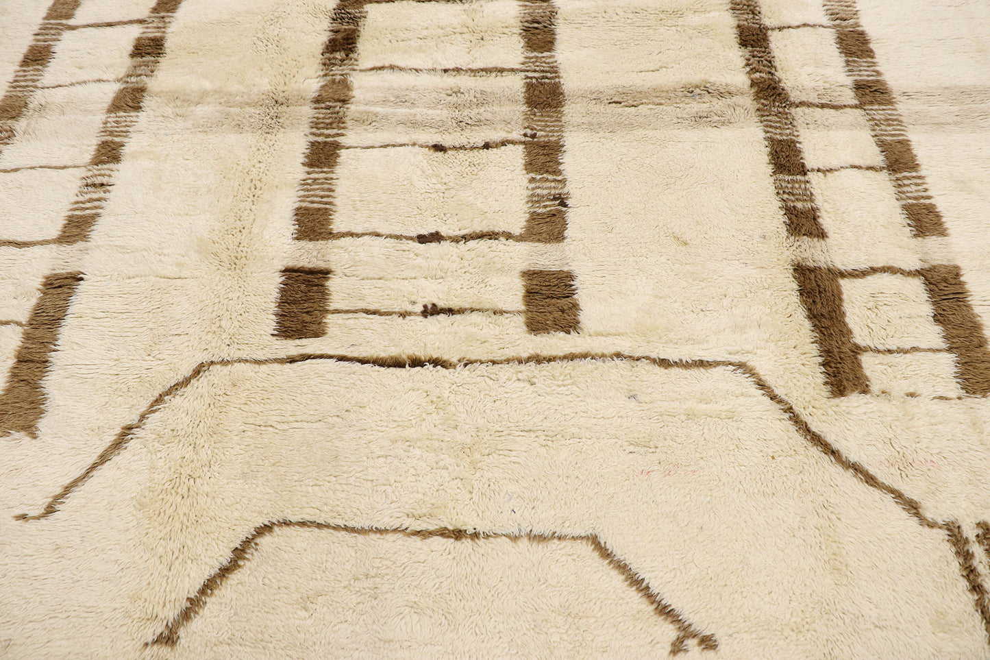 14 x 17 Authentic Large Moroccan Rug 21154