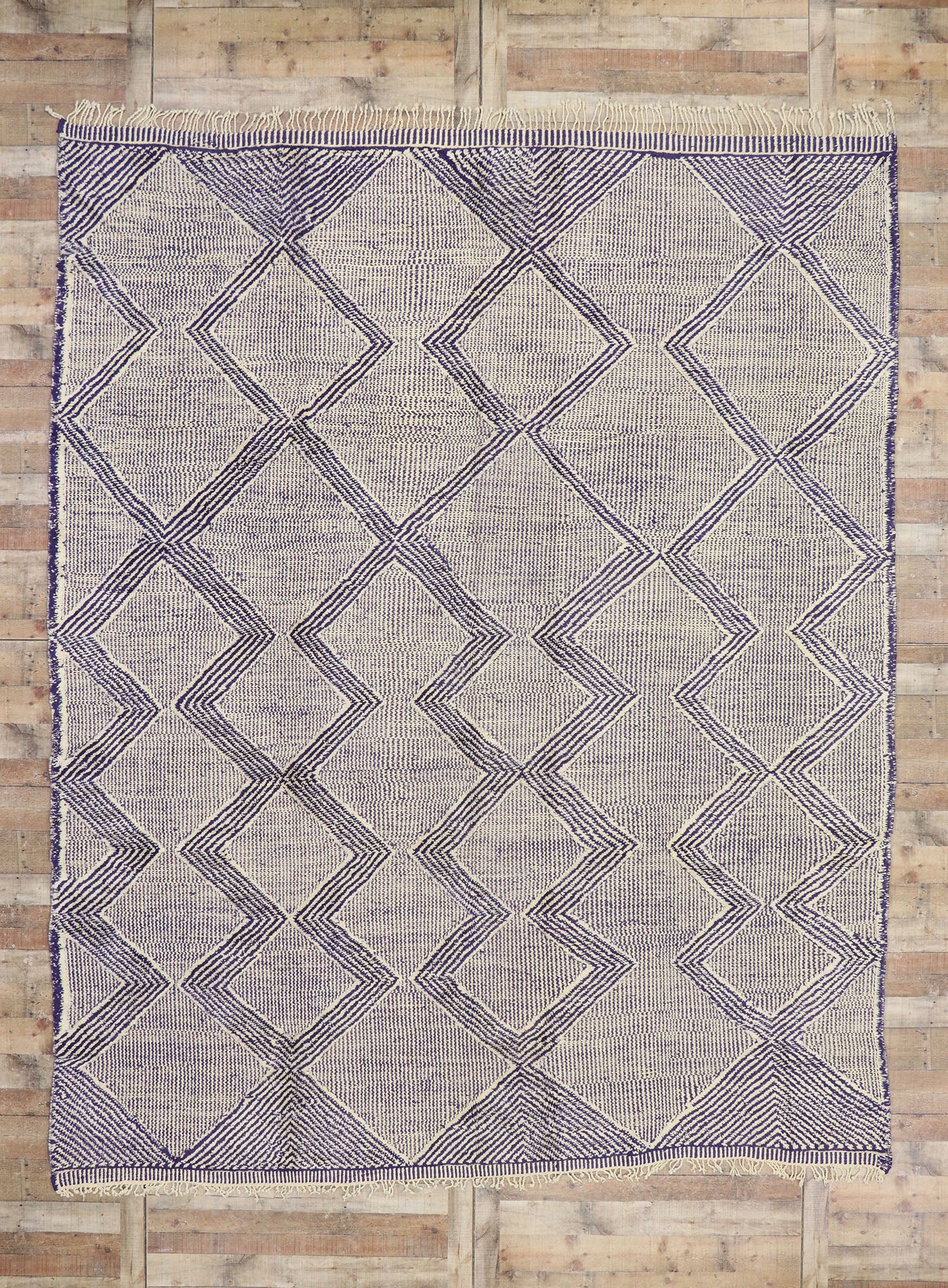 10 x 13 Moroccan High-Low Rug 21166