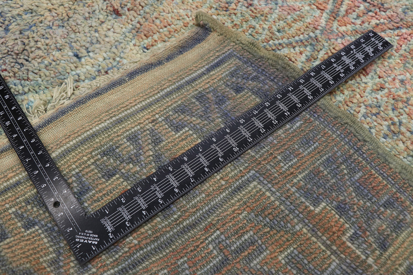 7 x 11 Vintage Moroccan Rug 21248