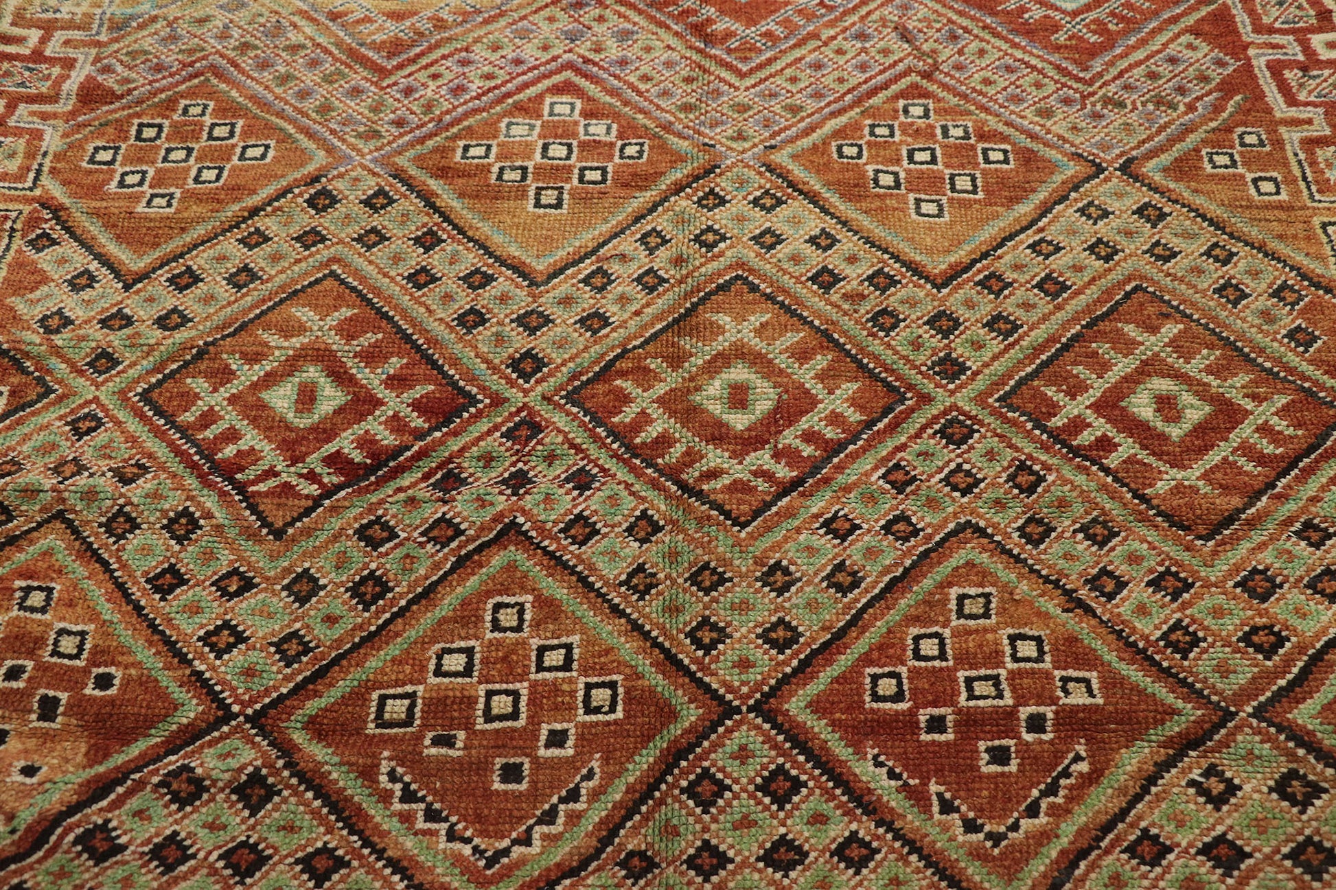 6 x 8 Vintage Beni MGuild Moroccan Rug 21250