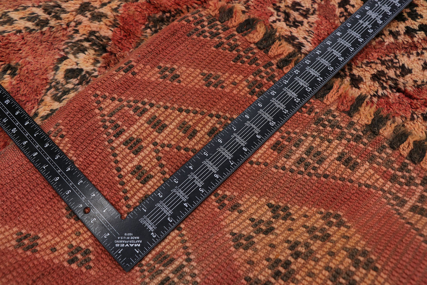 6 x 12 Vintage Moroccan Beni Ourain Rug 21263
