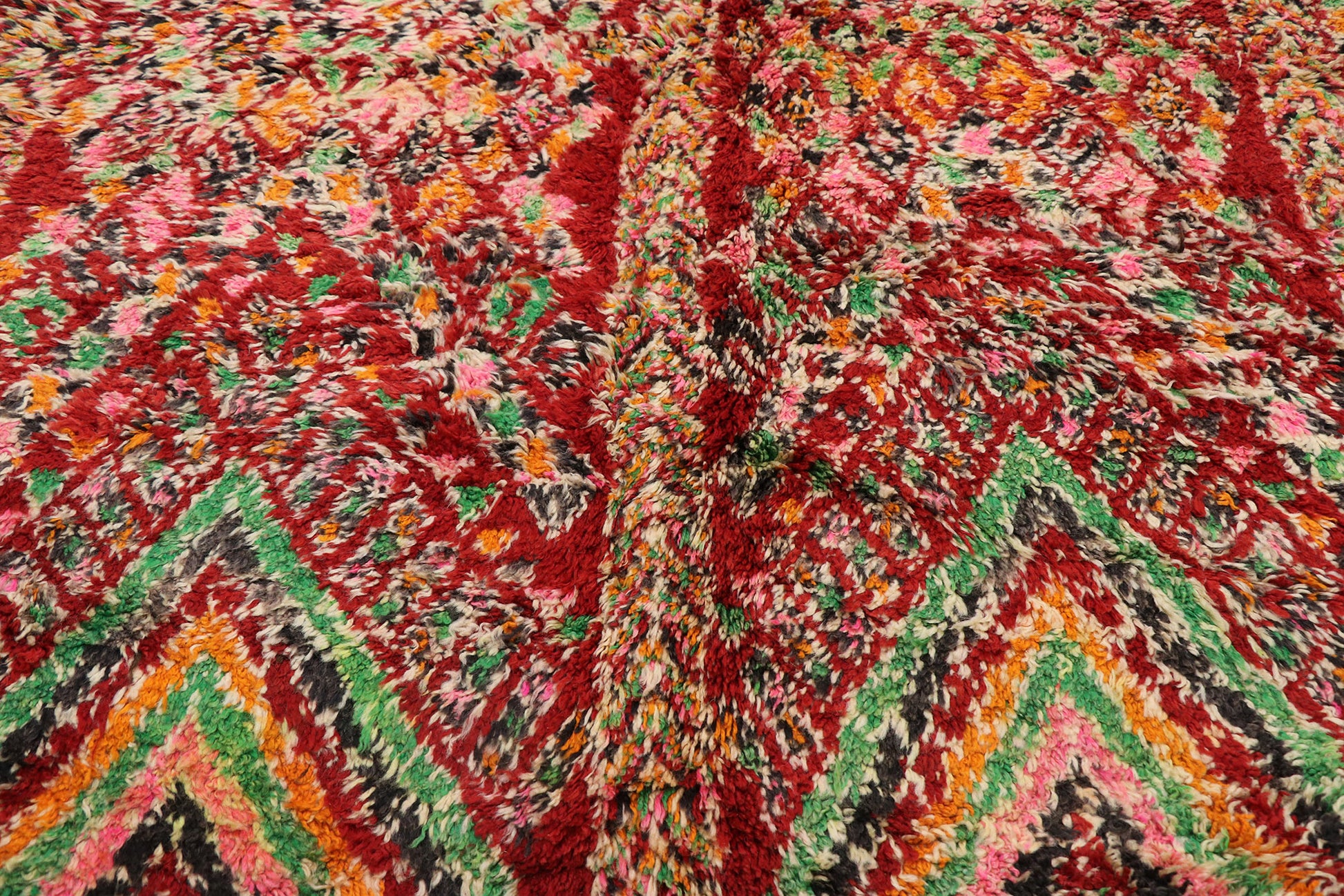 6 x 13 Vintage Moroccan Rug 21273