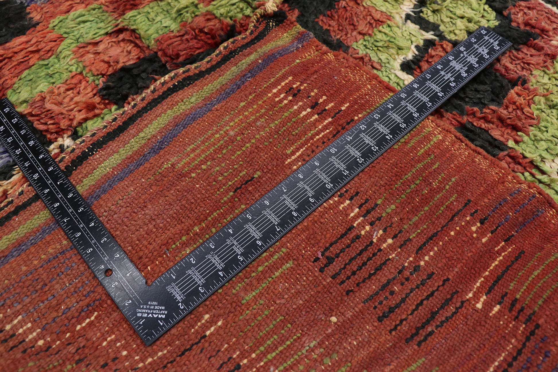 7 x 11 Vintage Moroccan Rug 21295
