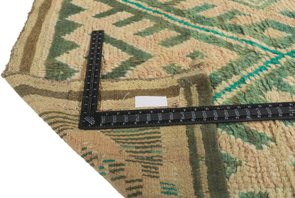 6 x 10 Vintage Moroccan Rug 21297