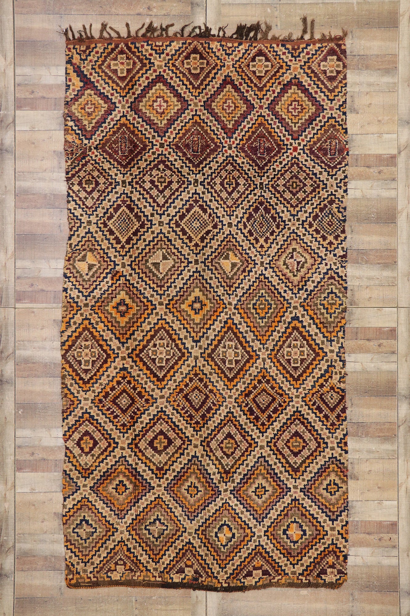 6 x 11 Vintage Moroccan Rug 21318