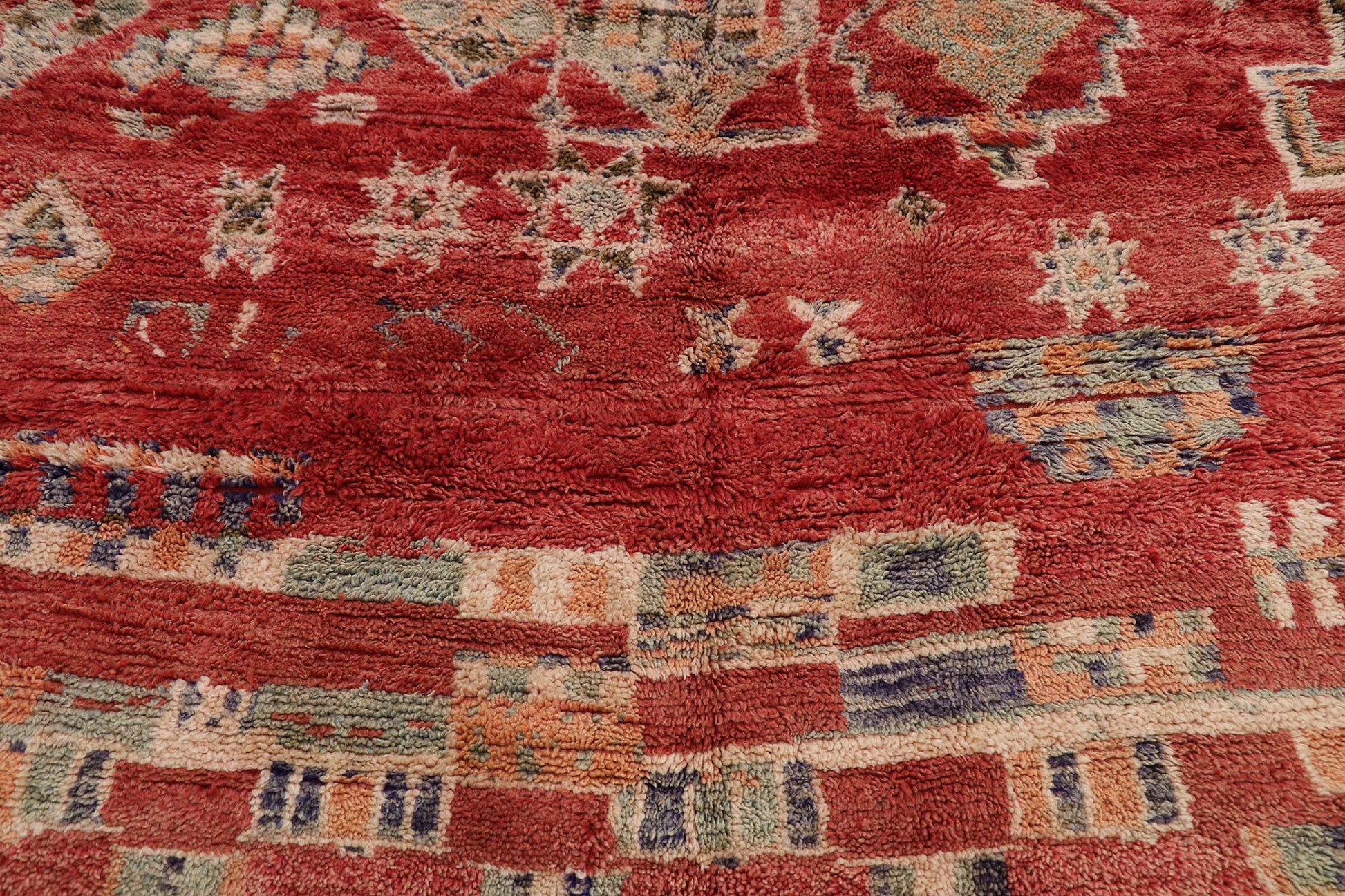 6 x 9 Vintage Red Moroccan Rug 21323
