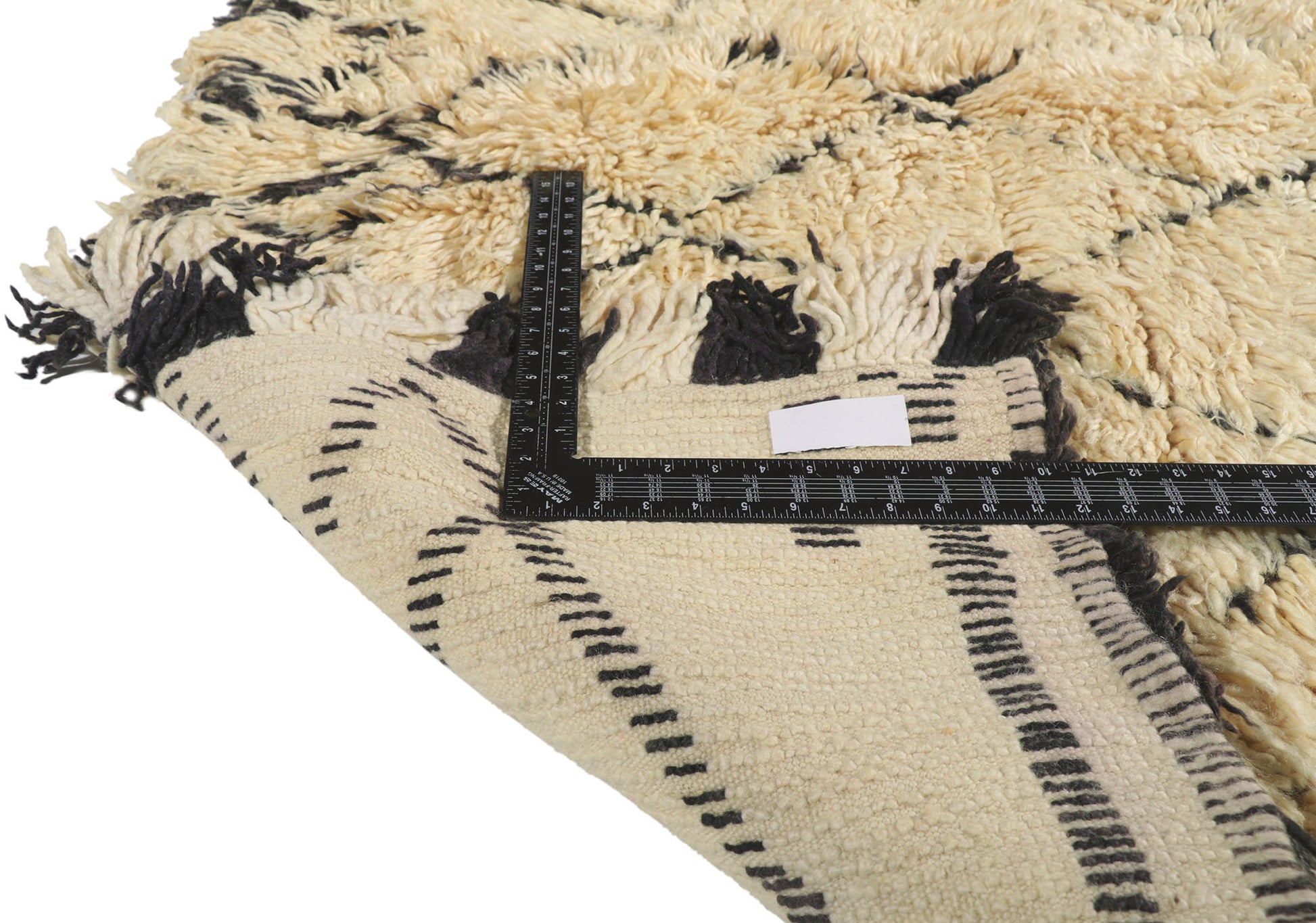 6 x 10 Vintage Moroccan Beni Ourain Rug 21365