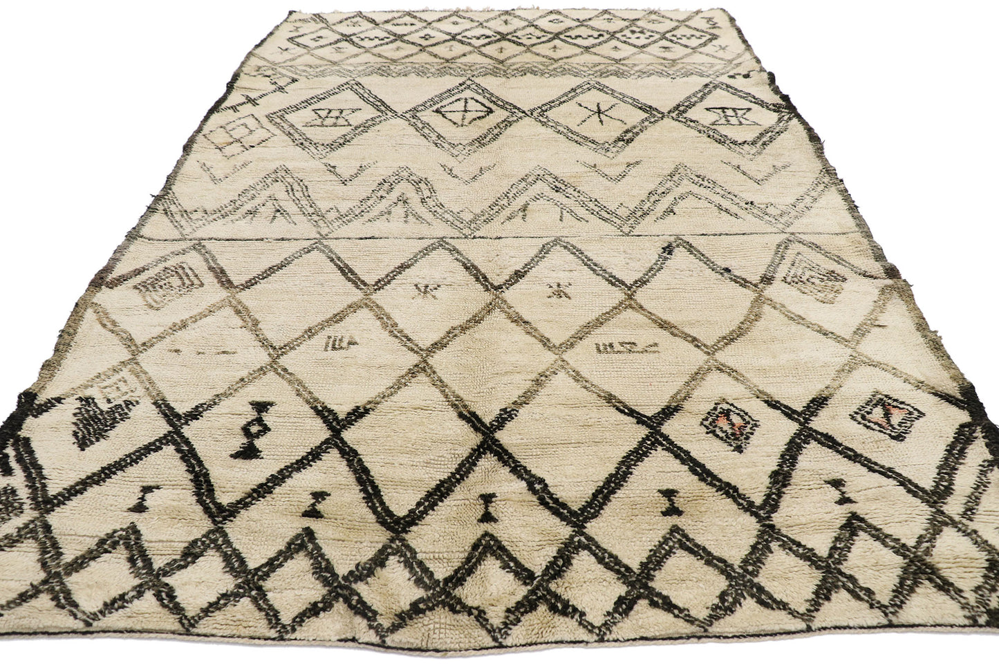 6 x 10 Vintage Moroccan Beni Ourain Rug 21370