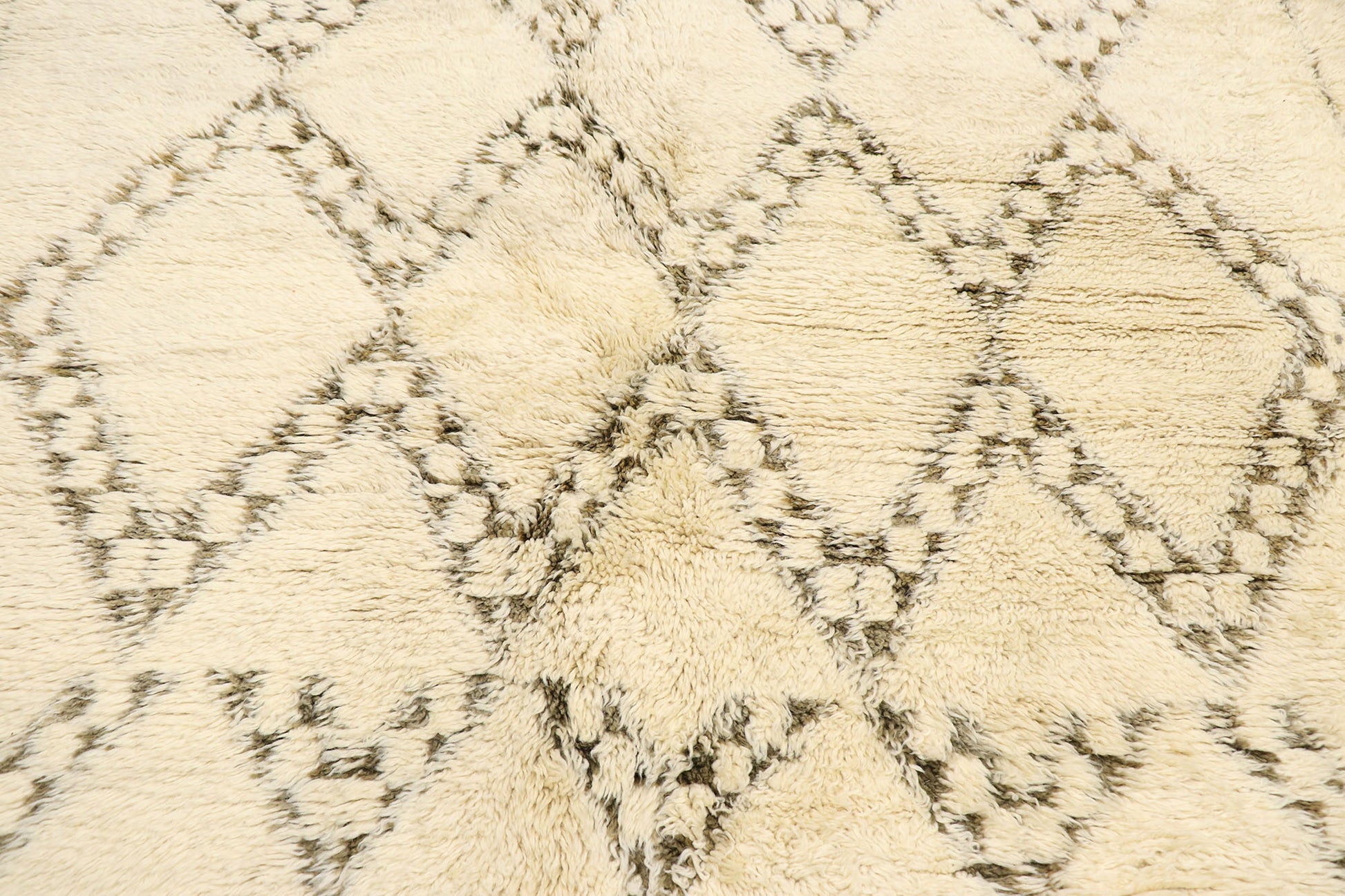 7 x 14 Vintage Moroccan Beni Ourain Rug 21372