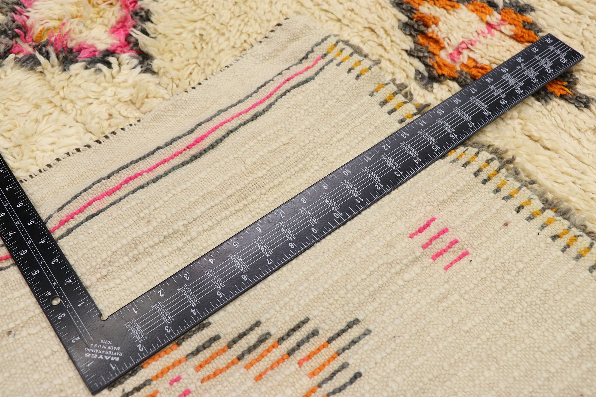 6 x 10 Vintage Beni Ourain Moroccan Rug 21378