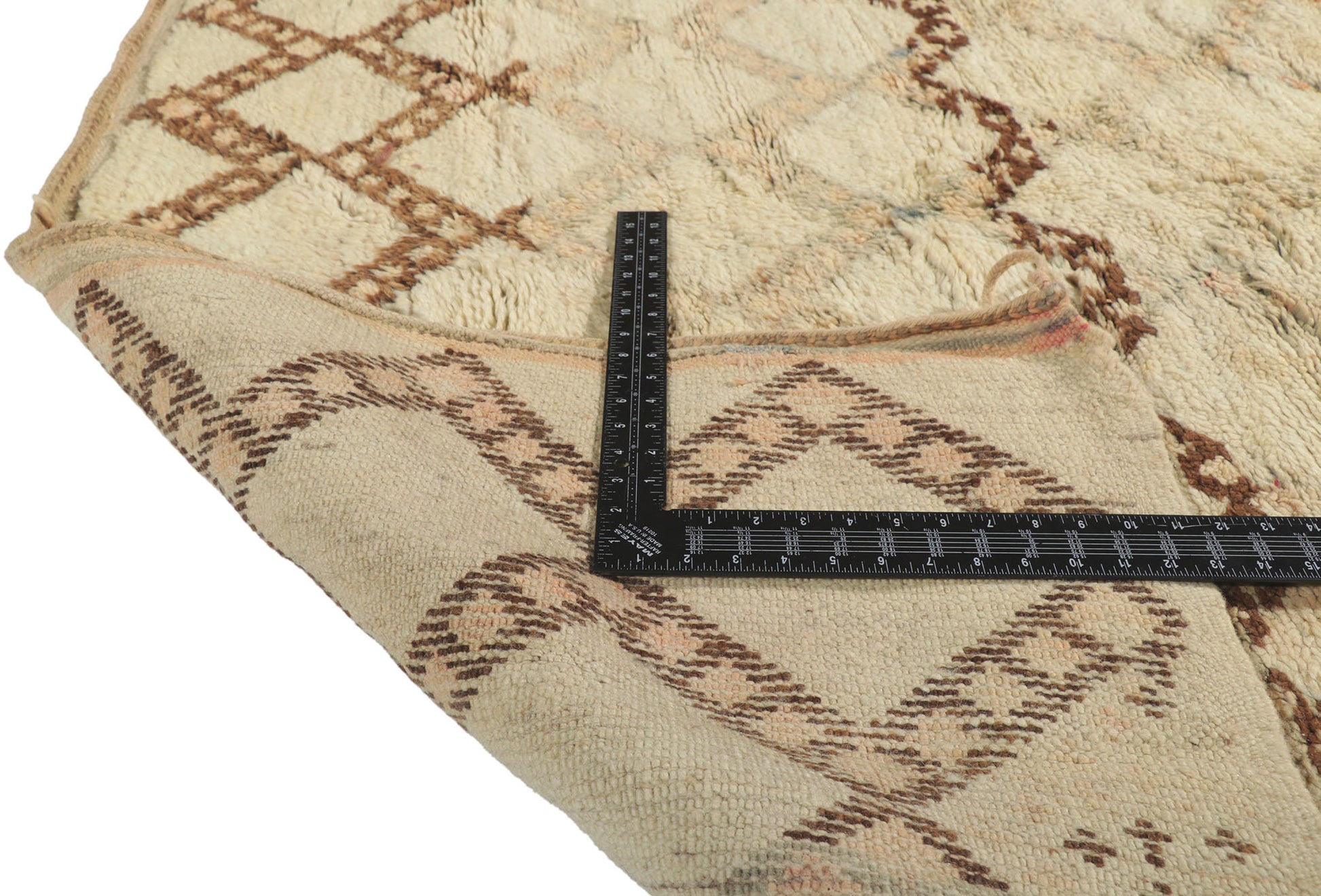 6 x 10 Vintage Moroccan Beni Ourain Rug 21379