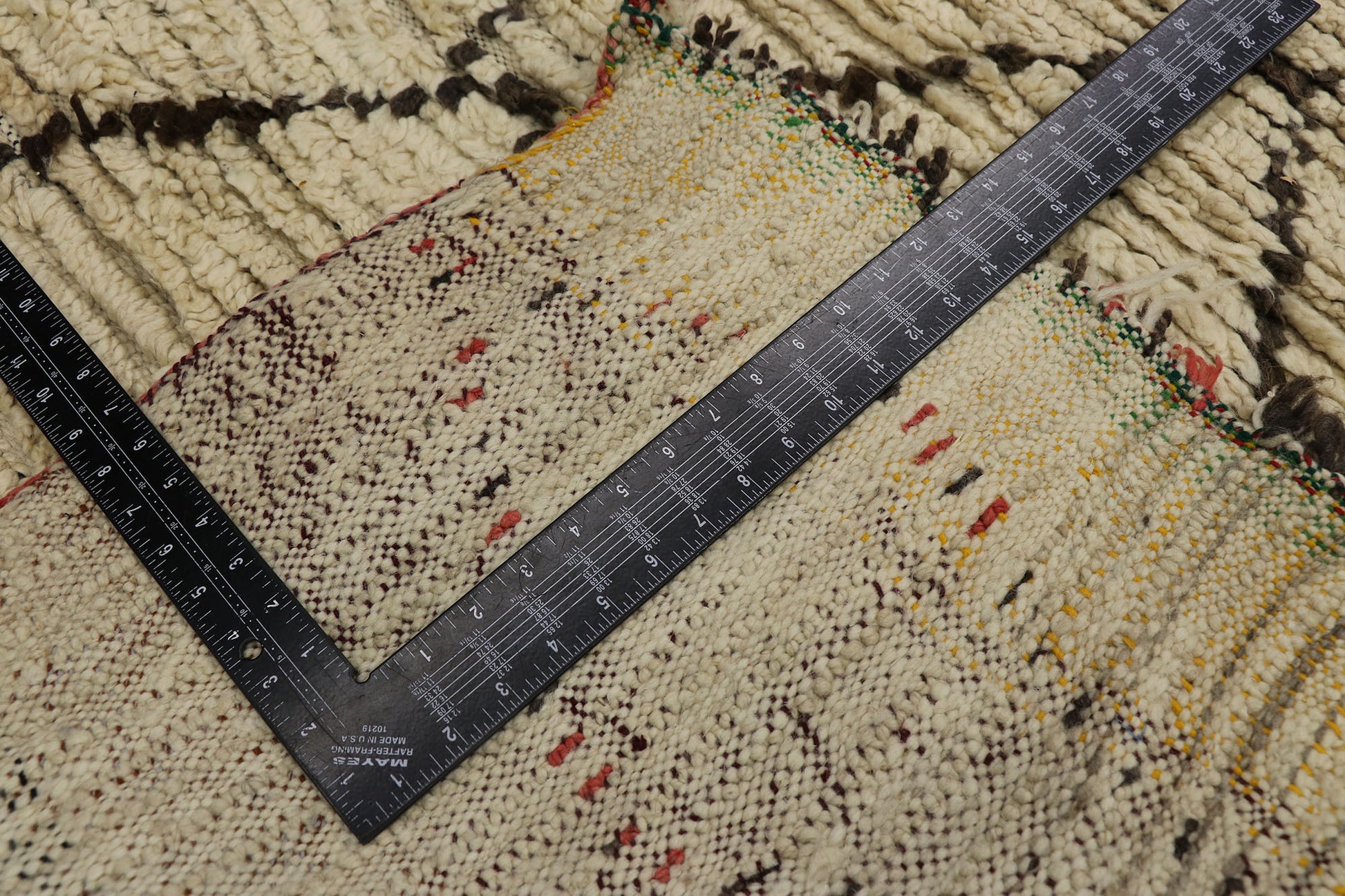 4 x 17 Vintage Moroccan Azilal Runner 21381