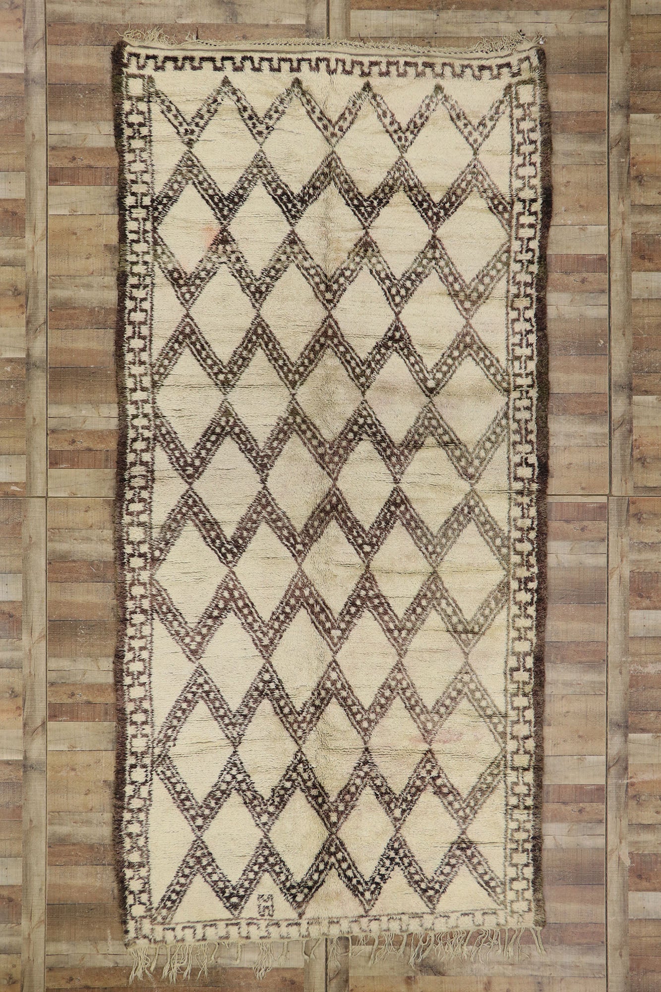 6 x 13 Vintage Moroccan Beni Ourain Rug 21385