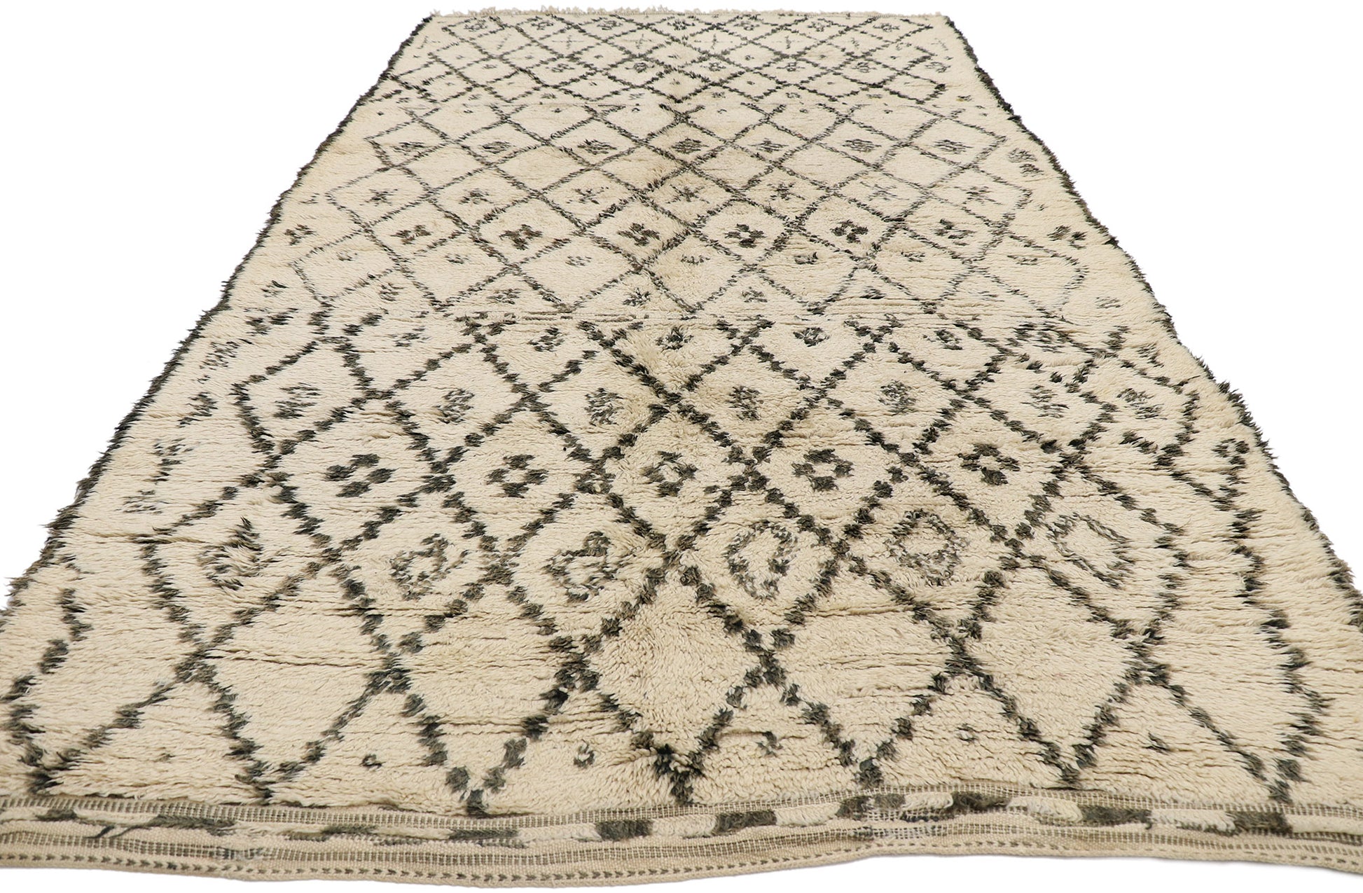7 x 12 Vintage Moroccan Beni Ourain Rug 21393